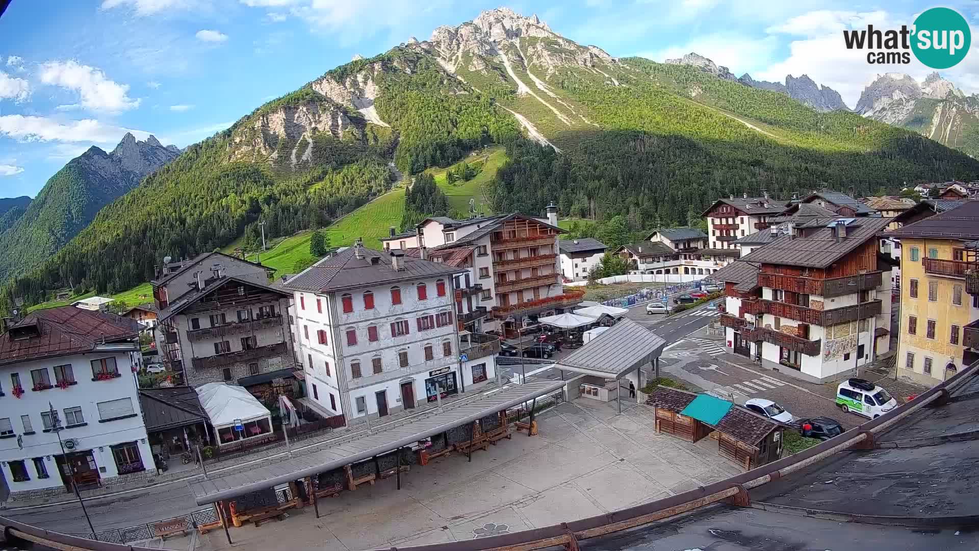 Hauptplatz von Forni di Sopra