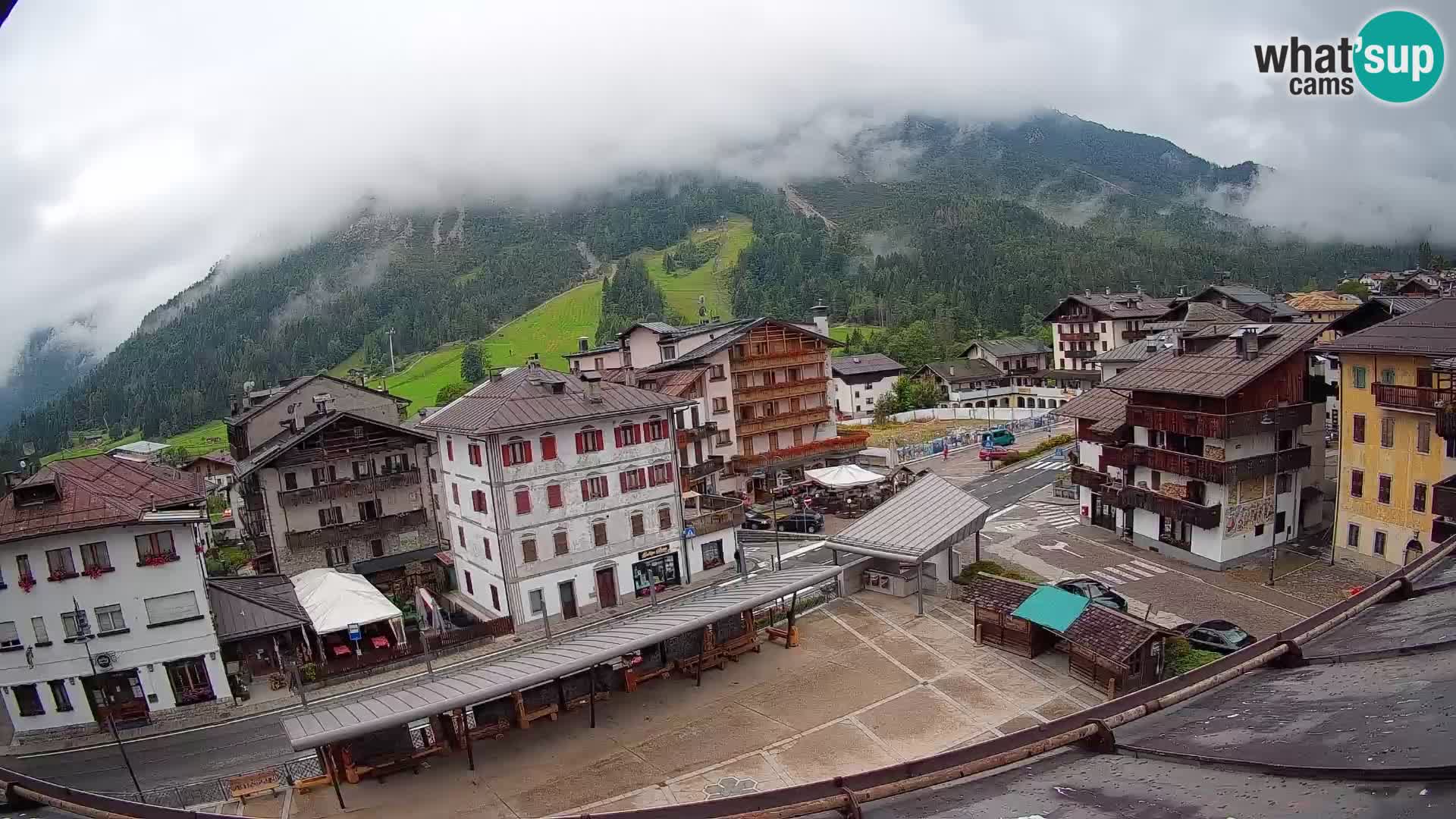Hauptplatz von Forni di Sopra