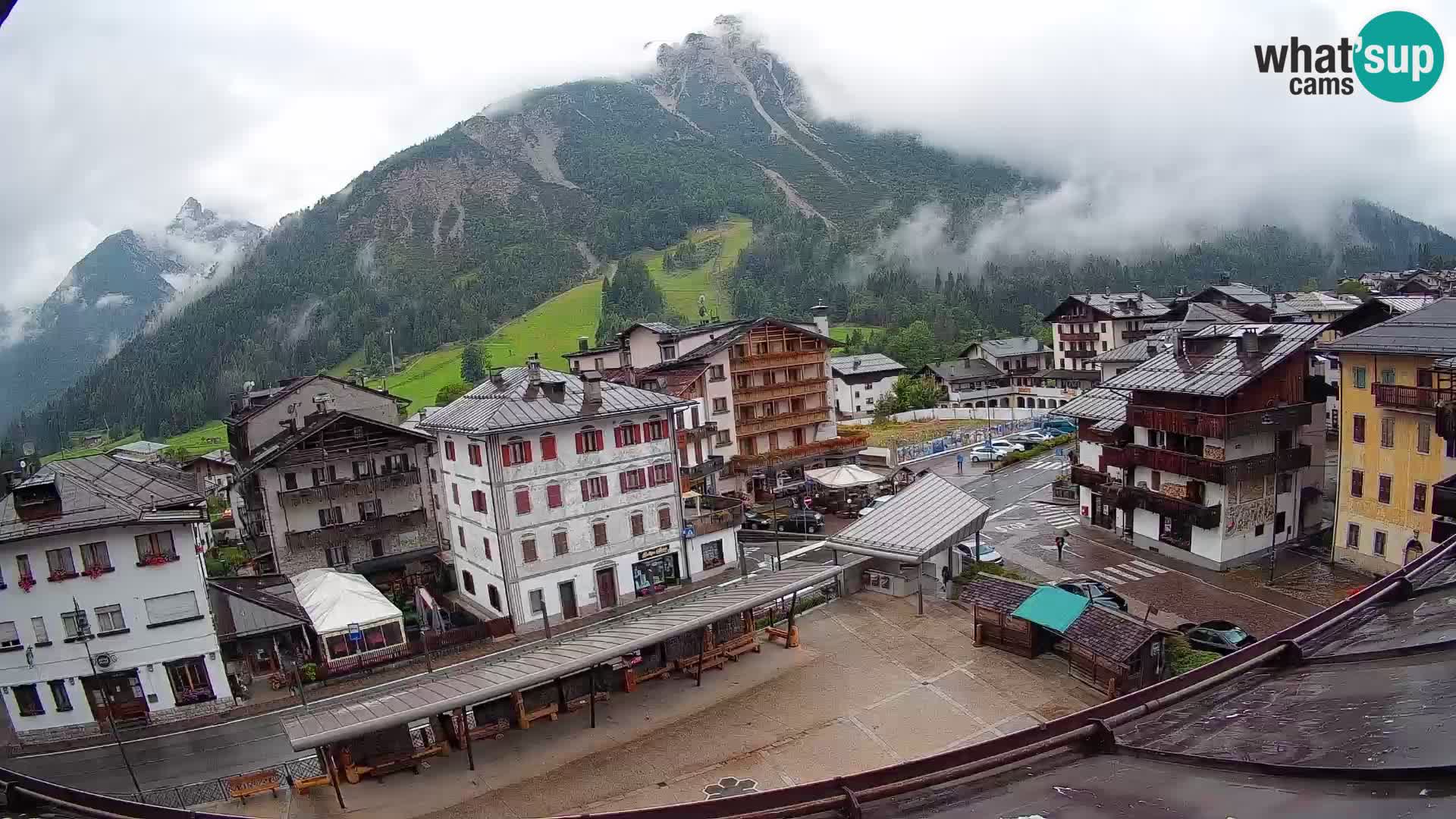 Hauptplatz von Forni di Sopra