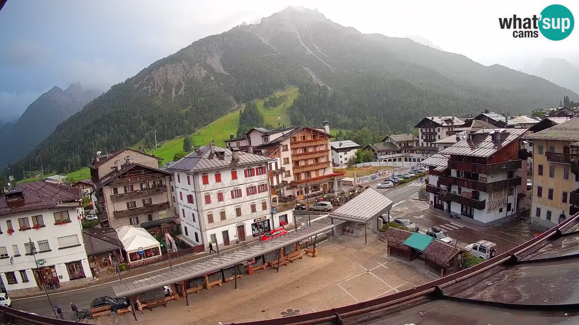 Hauptplatz von Forni di Sopra
