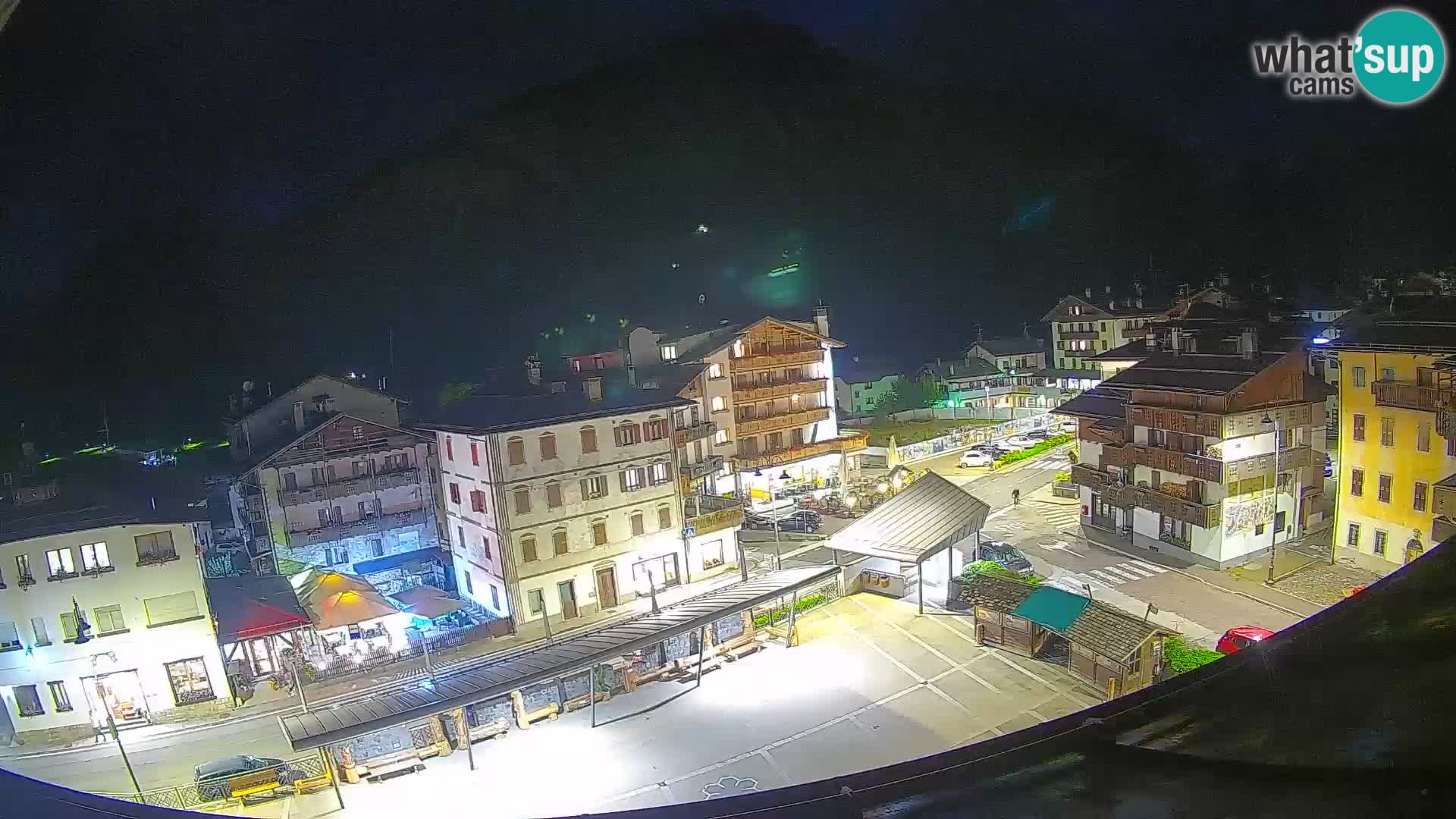 Hauptplatz von Forni di Sopra