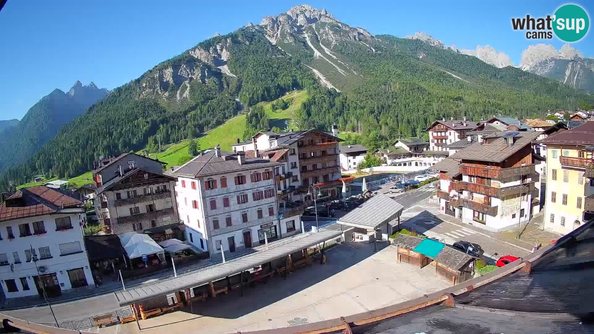 Hauptplatz von Forni di Sopra