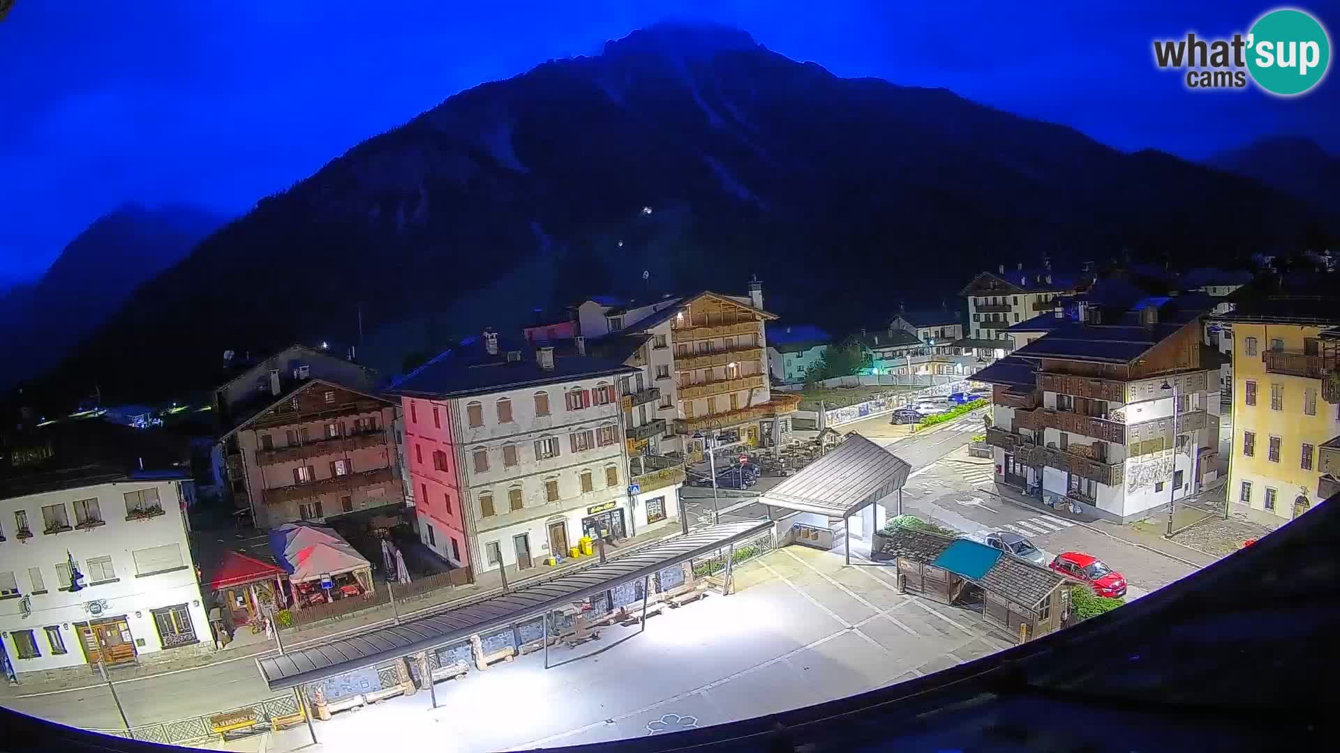 Hauptplatz von Forni di Sopra