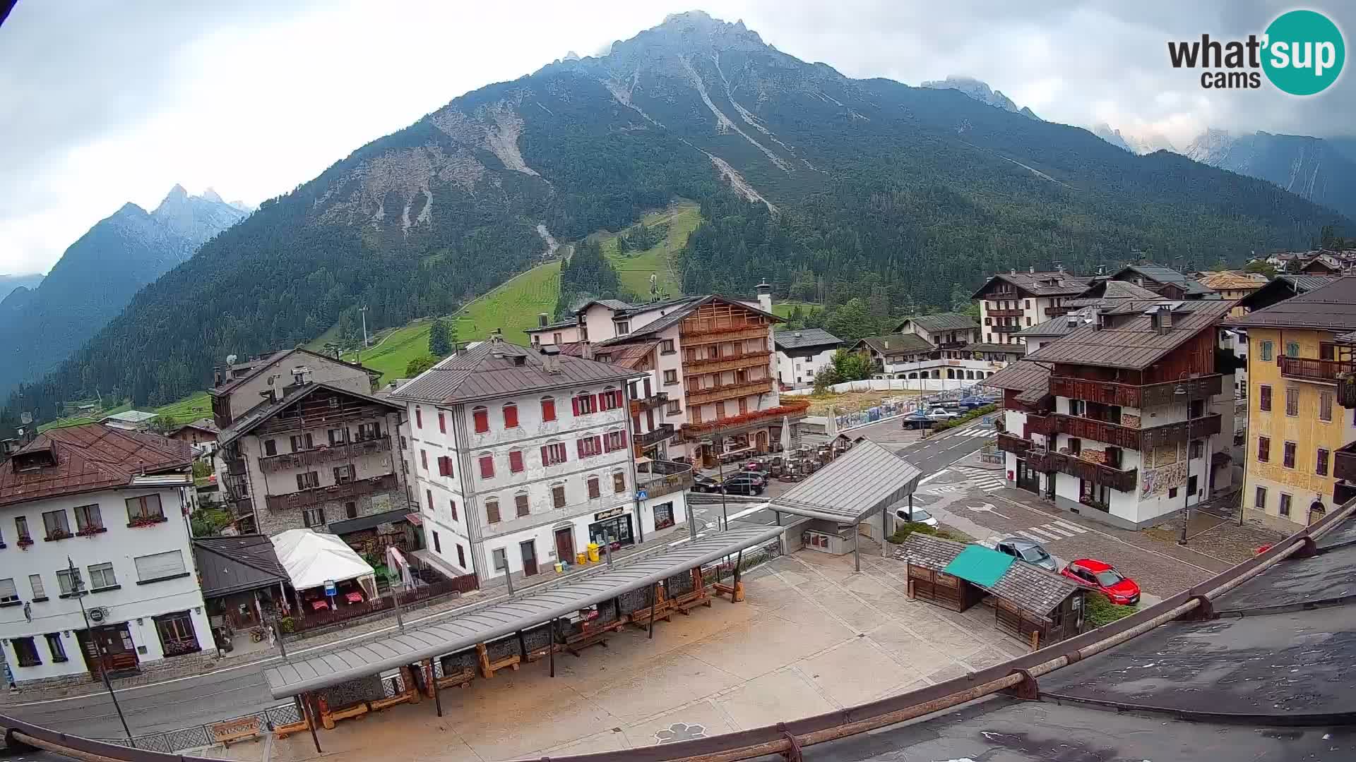 Hauptplatz von Forni di Sopra