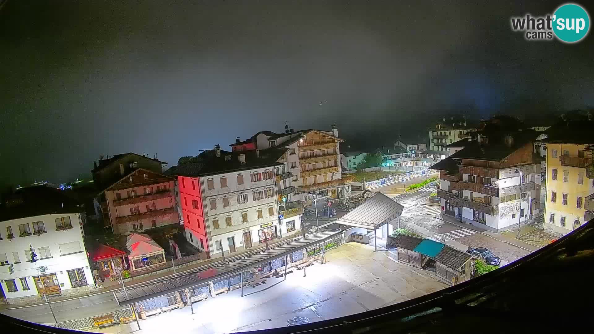 Hauptplatz von Forni di Sopra
