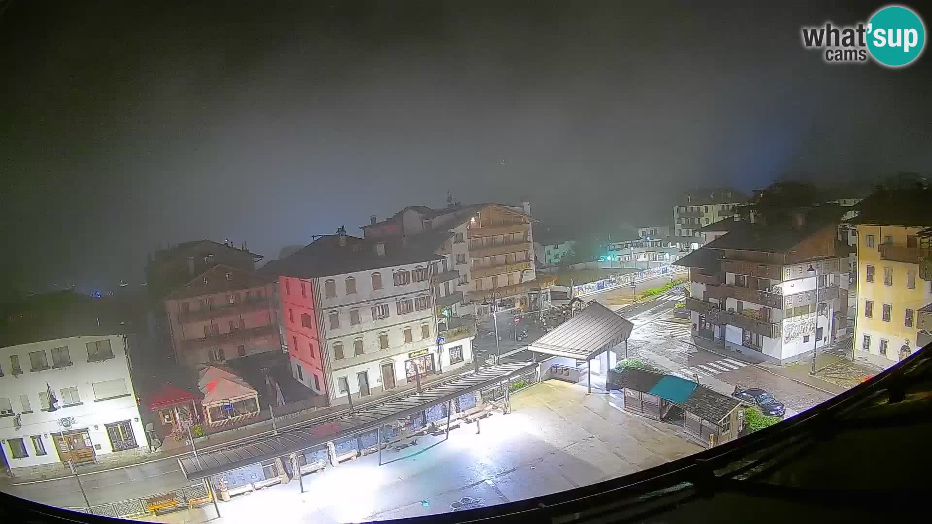 Plaza principal de Forni di Sopra