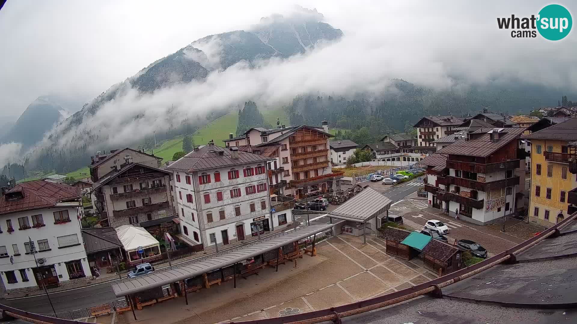Hauptplatz von Forni di Sopra