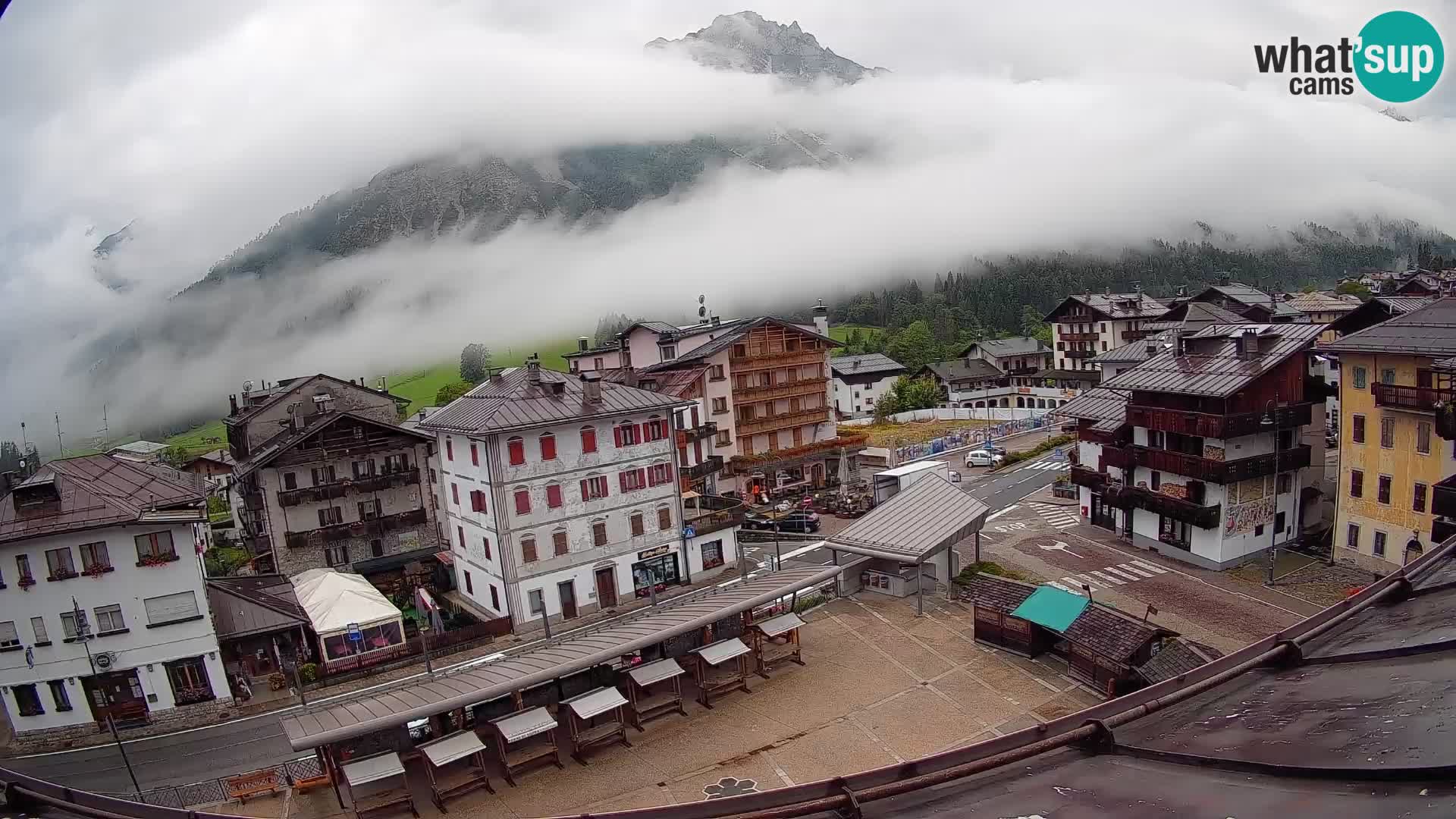Hauptplatz von Forni di Sopra