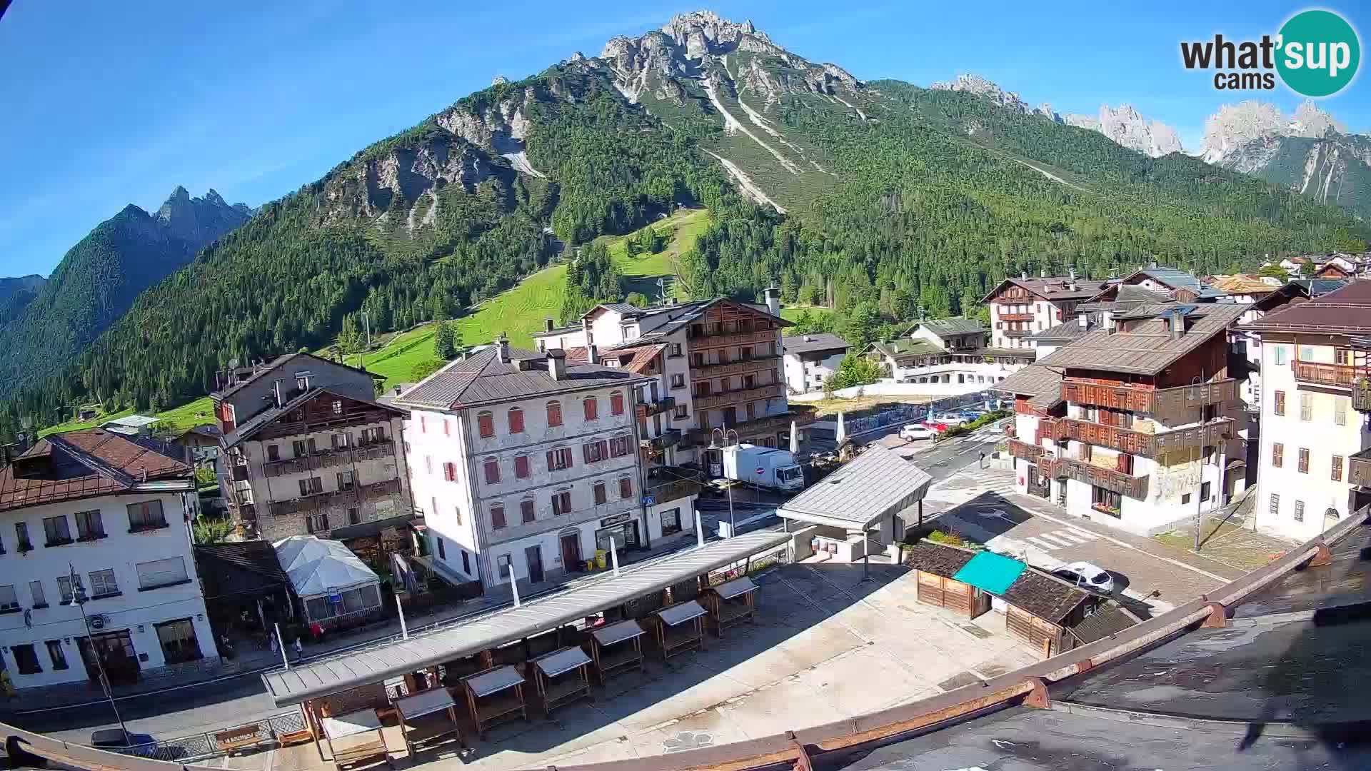 Hauptplatz von Forni di Sopra