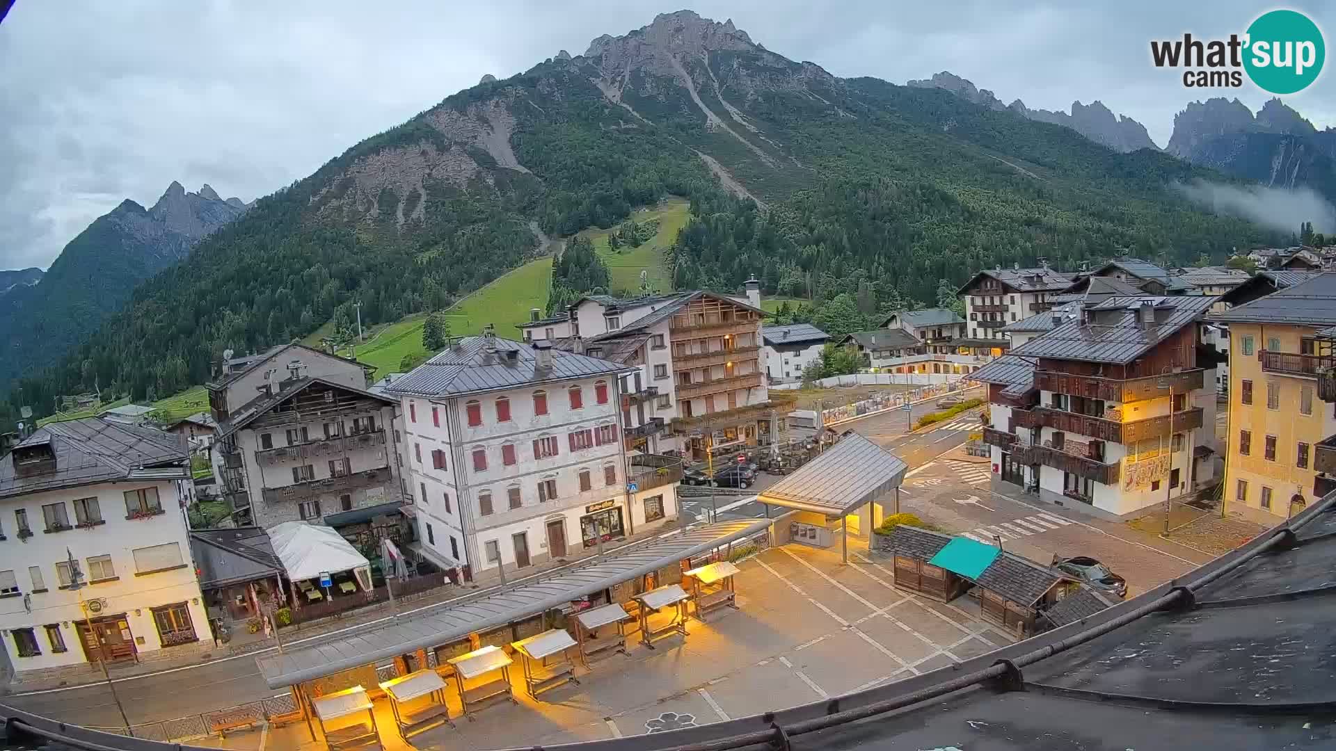 Hauptplatz von Forni di Sopra