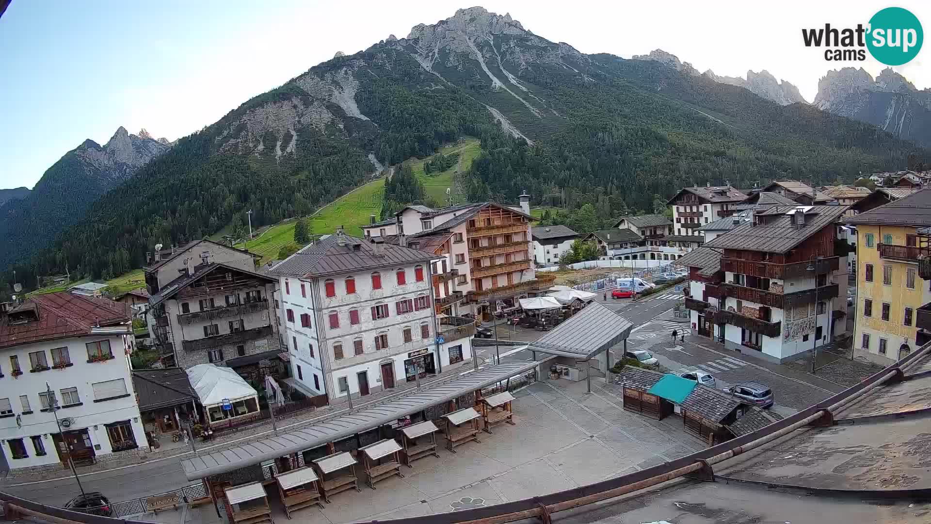 Hauptplatz von Forni di Sopra