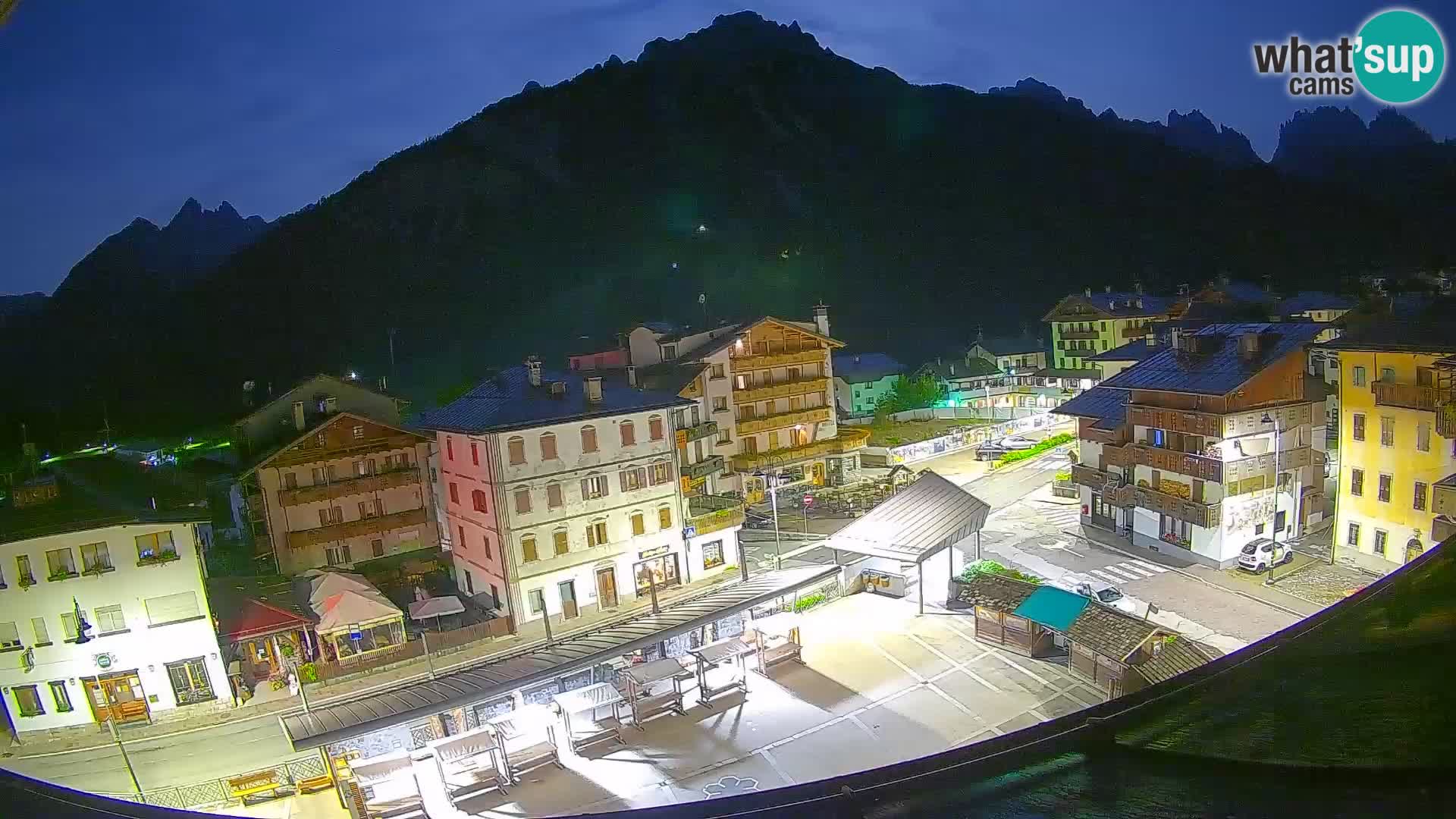 Hauptplatz von Forni di Sopra