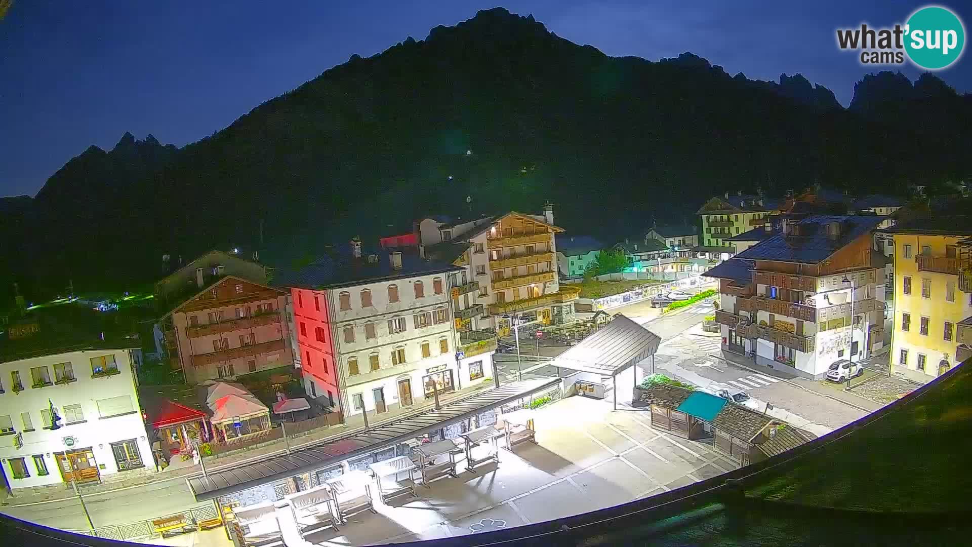 Hauptplatz von Forni di Sopra