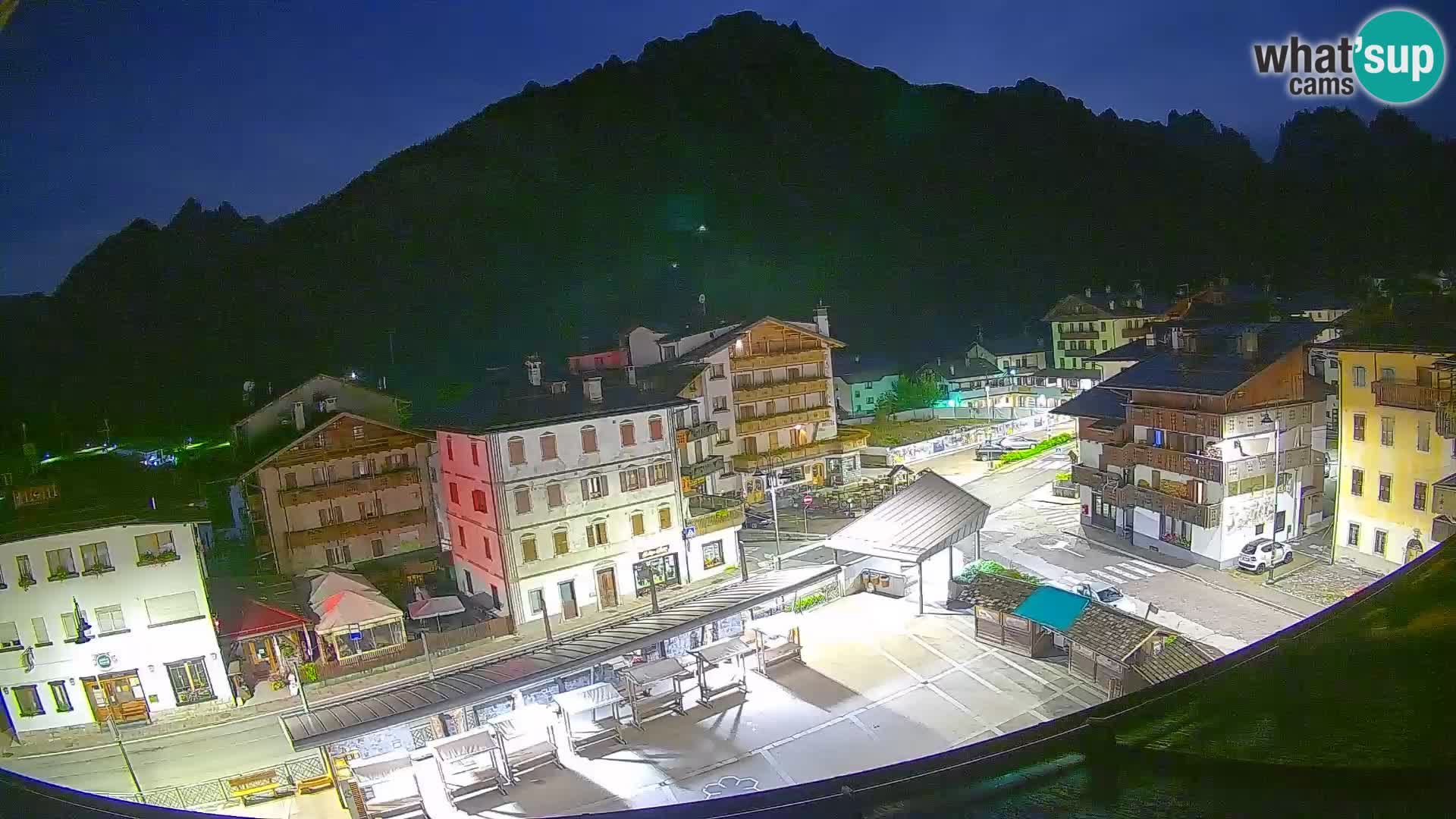 Hauptplatz von Forni di Sopra
