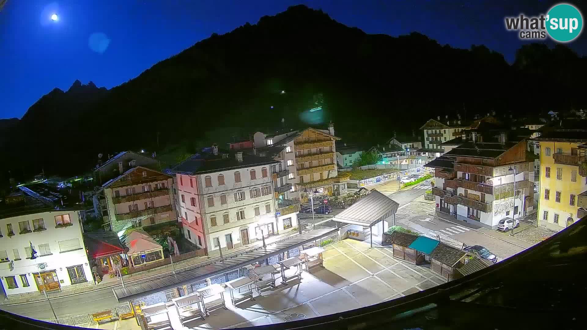 Hauptplatz von Forni di Sopra