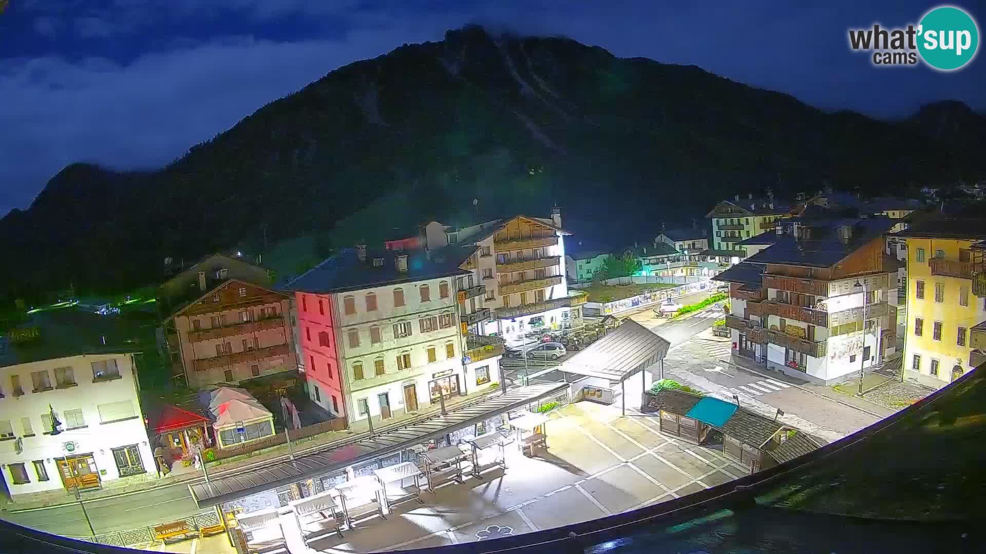 Hauptplatz von Forni di Sopra