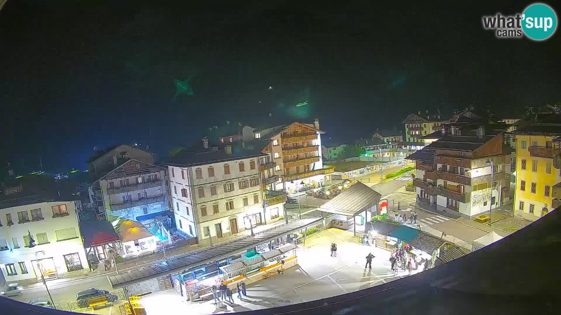 Plaza principal de Forni di Sopra