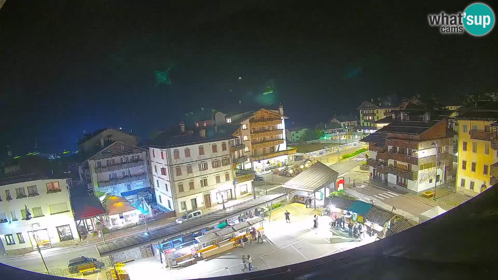 Plaza principal de Forni di Sopra