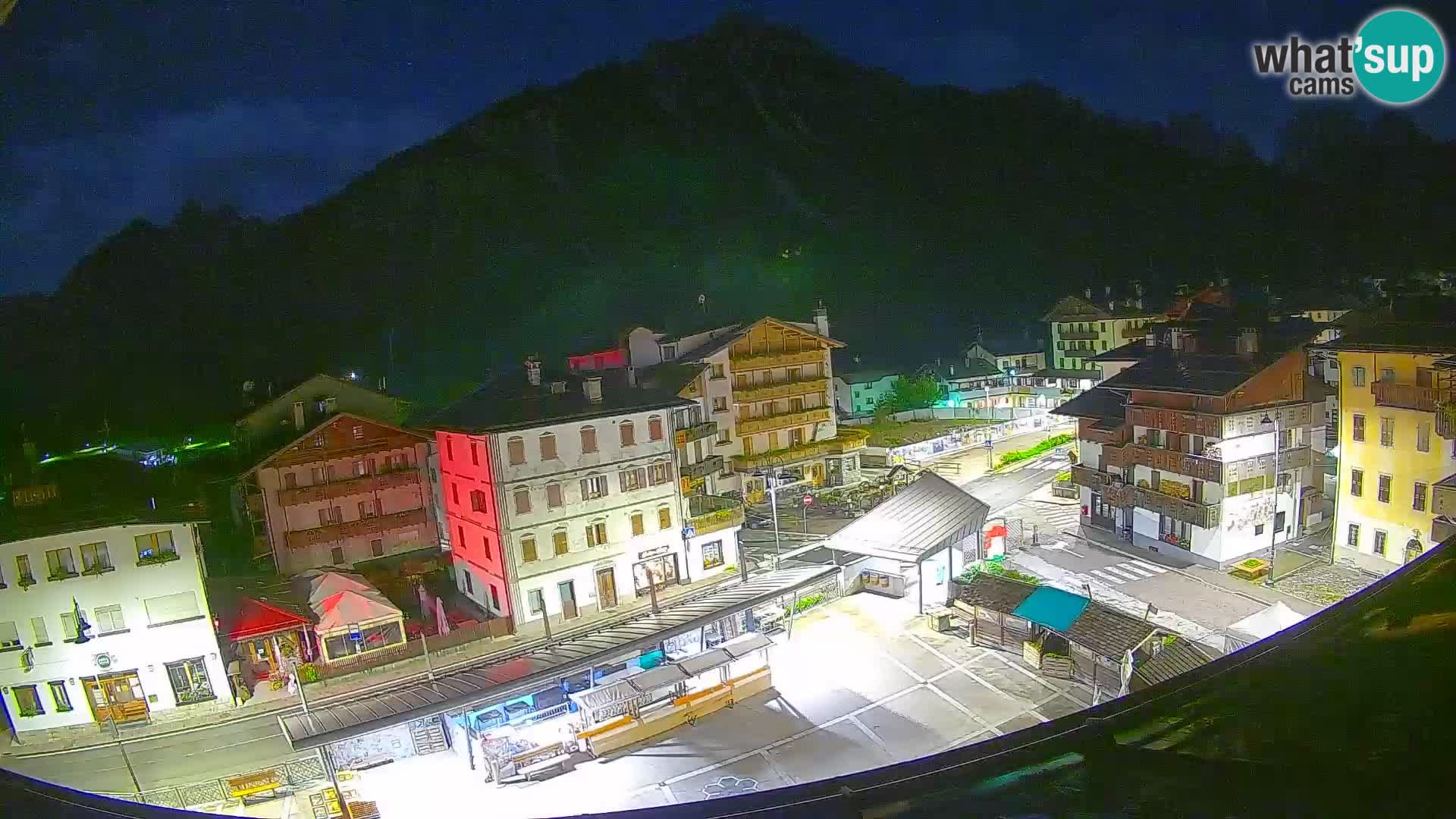 Hauptplatz von Forni di Sopra