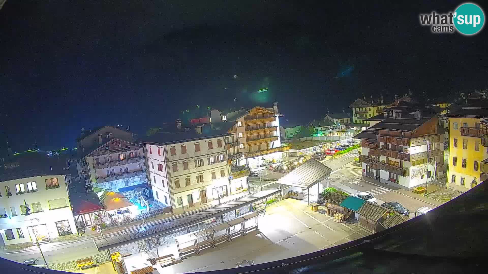 Piazza centrale di Forni di Sopra