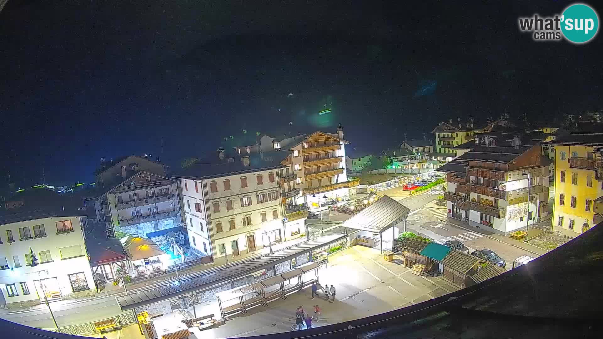 Piazza centrale di Forni di Sopra