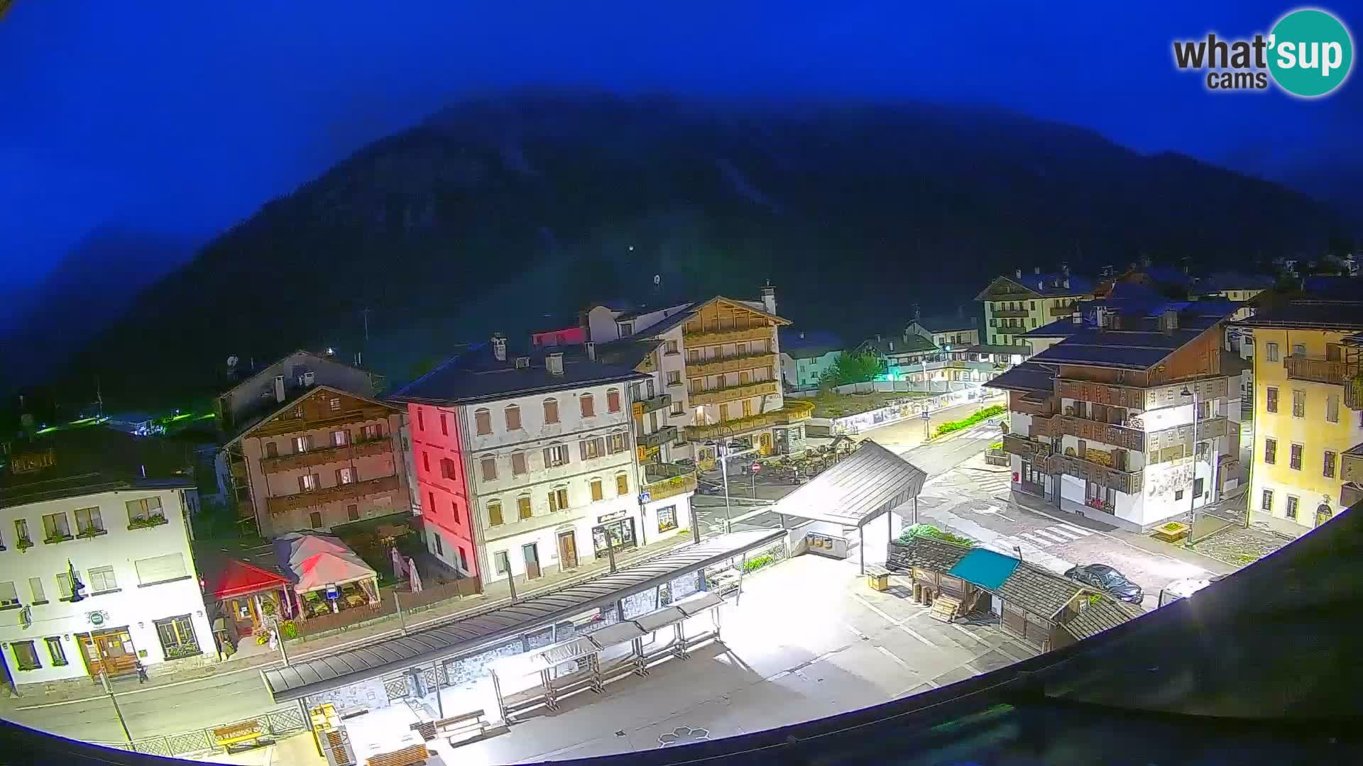 Hauptplatz von Forni di Sopra