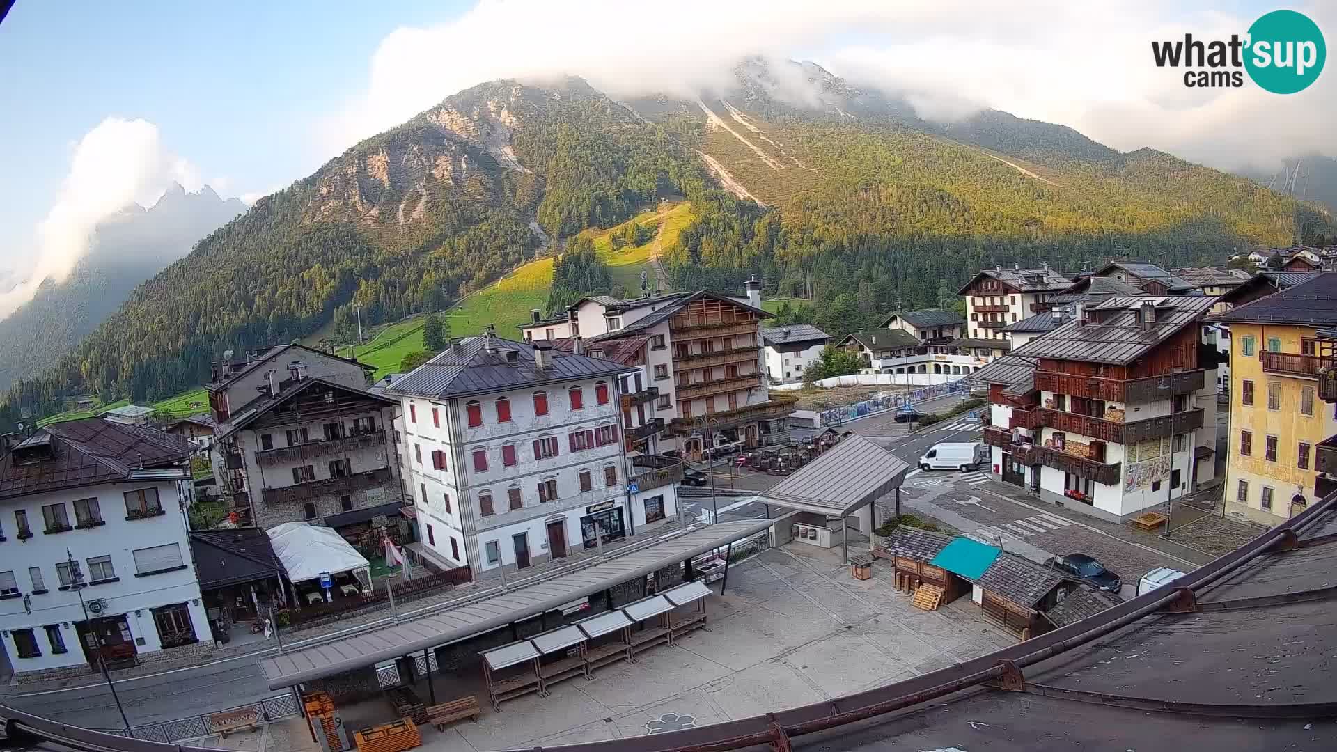 Hauptplatz von Forni di Sopra