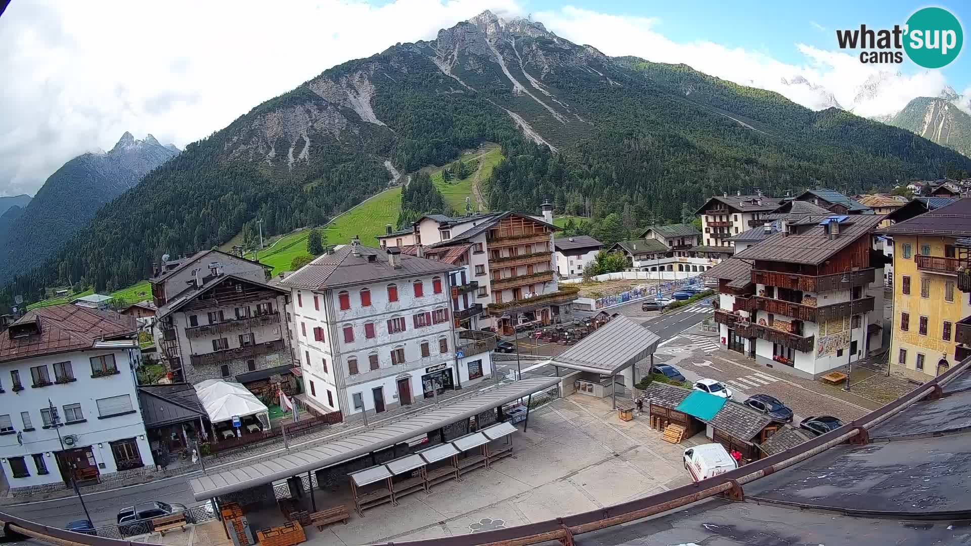 Hauptplatz von Forni di Sopra