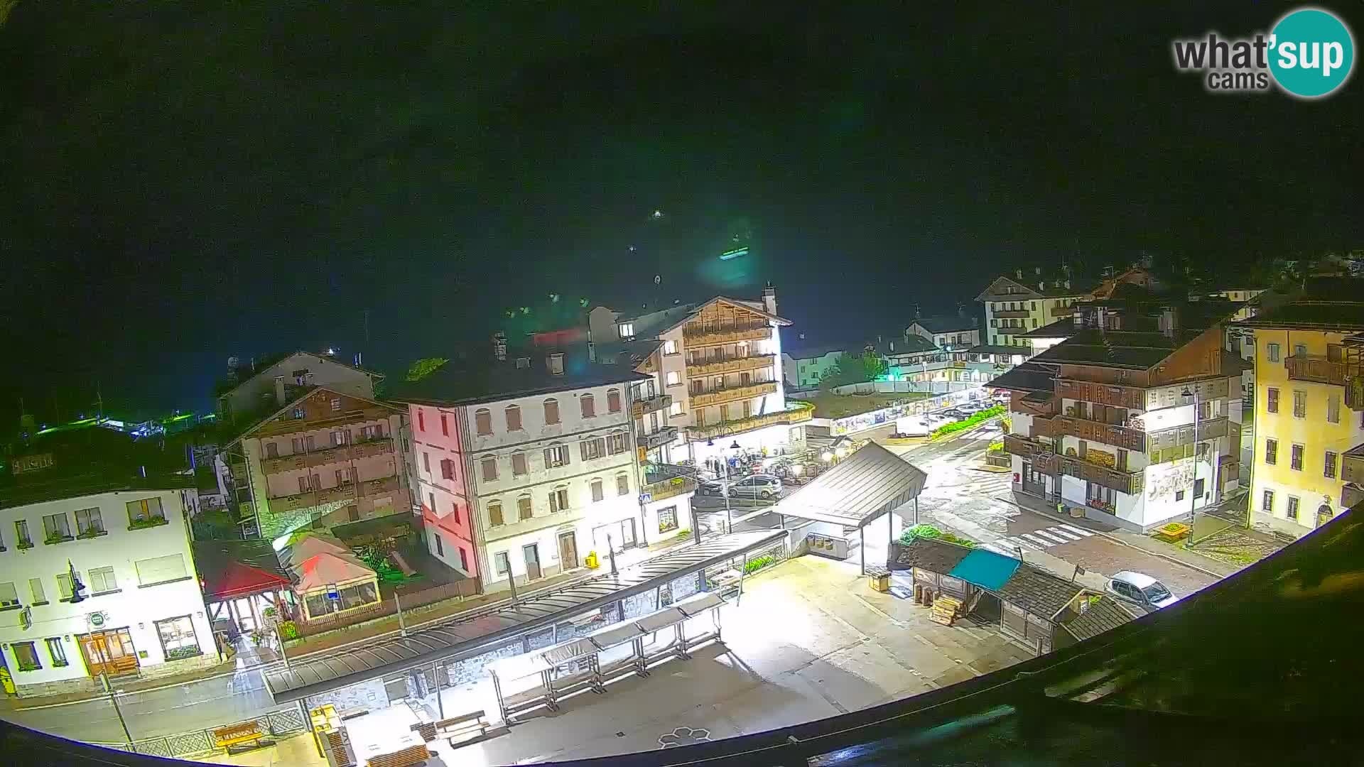 Hauptplatz von Forni di Sopra