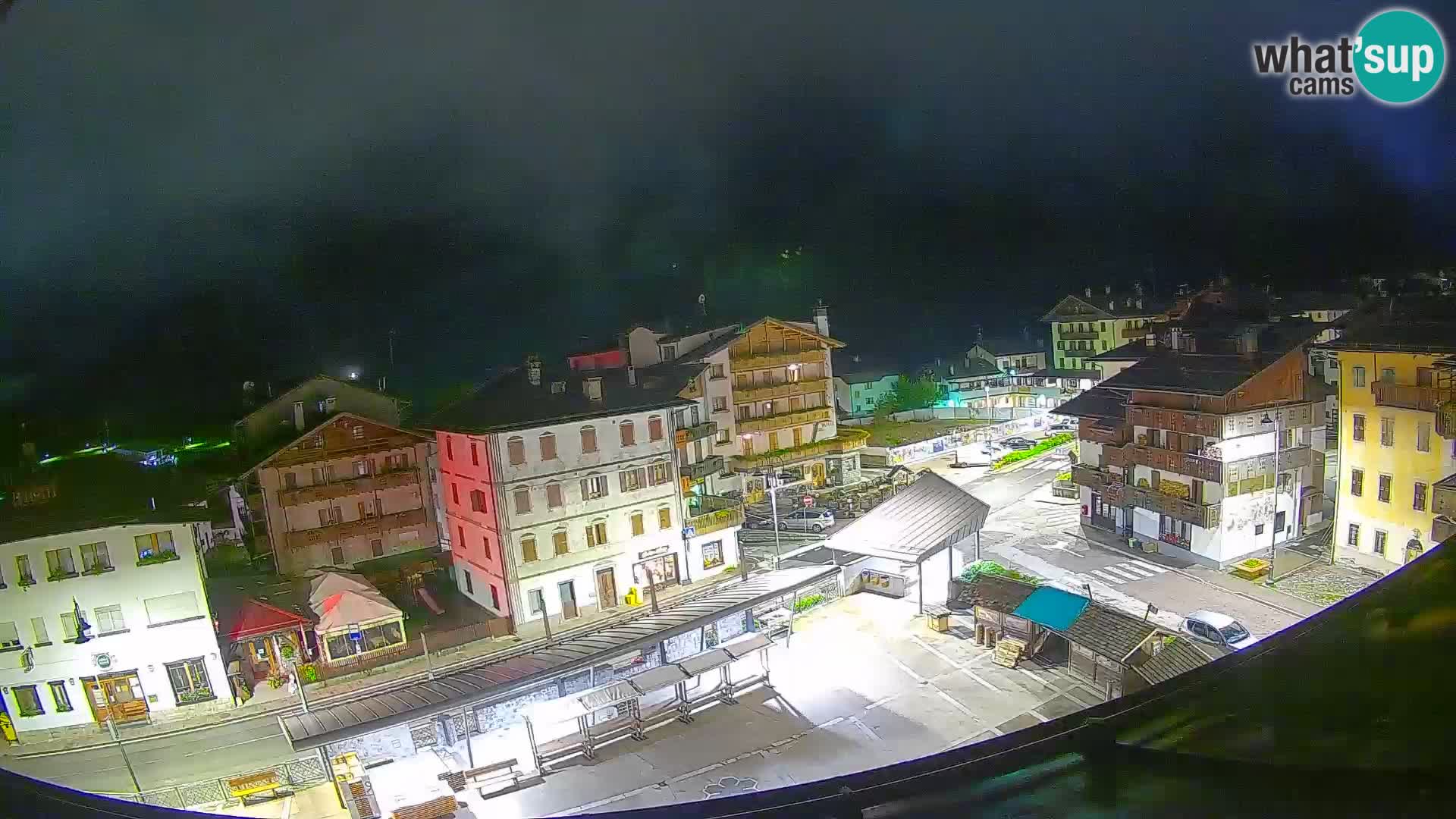 Hauptplatz von Forni di Sopra