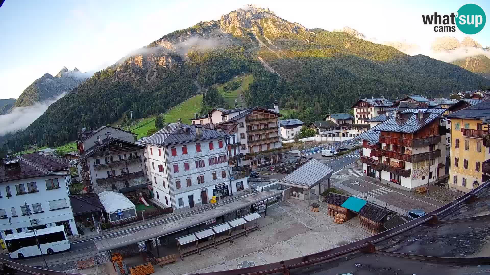 Hauptplatz von Forni di Sopra