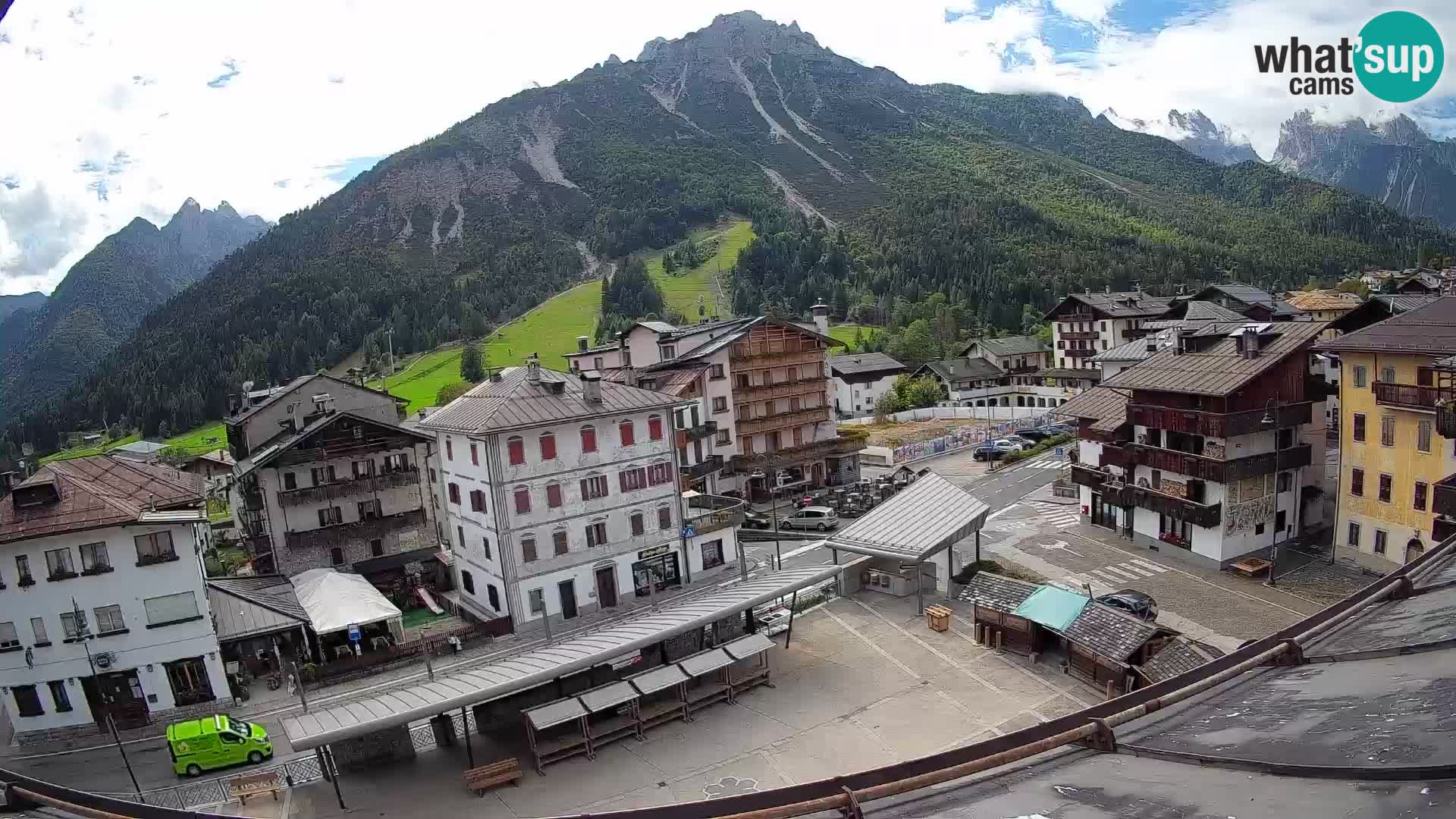 Hauptplatz von Forni di Sopra