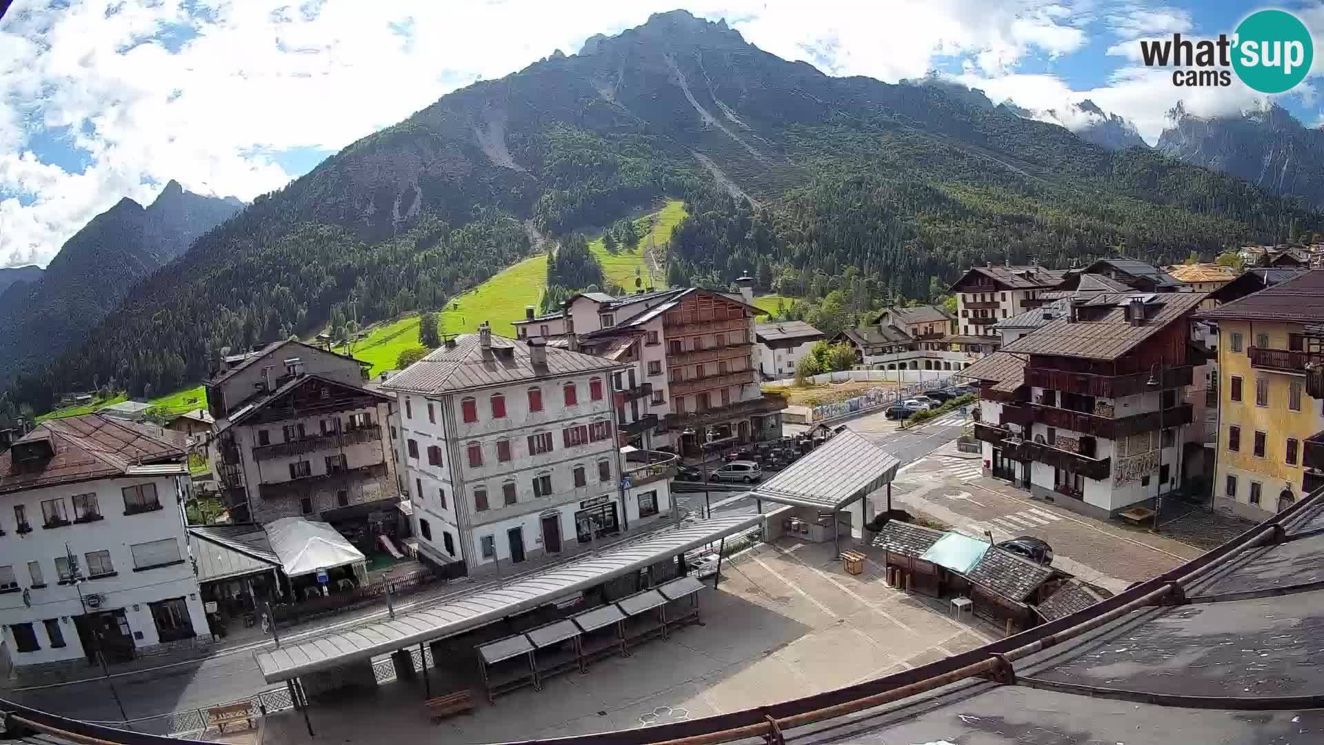 Hauptplatz von Forni di Sopra