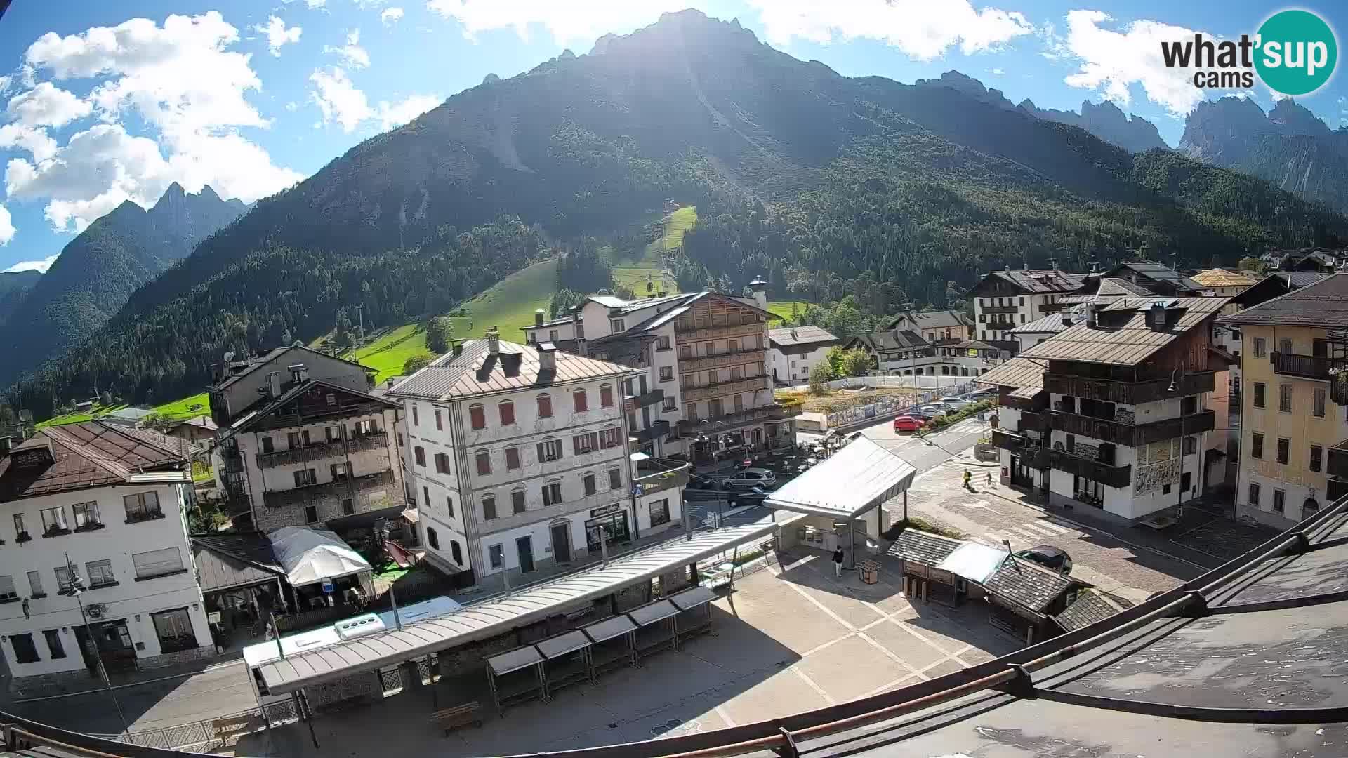 Hauptplatz von Forni di Sopra