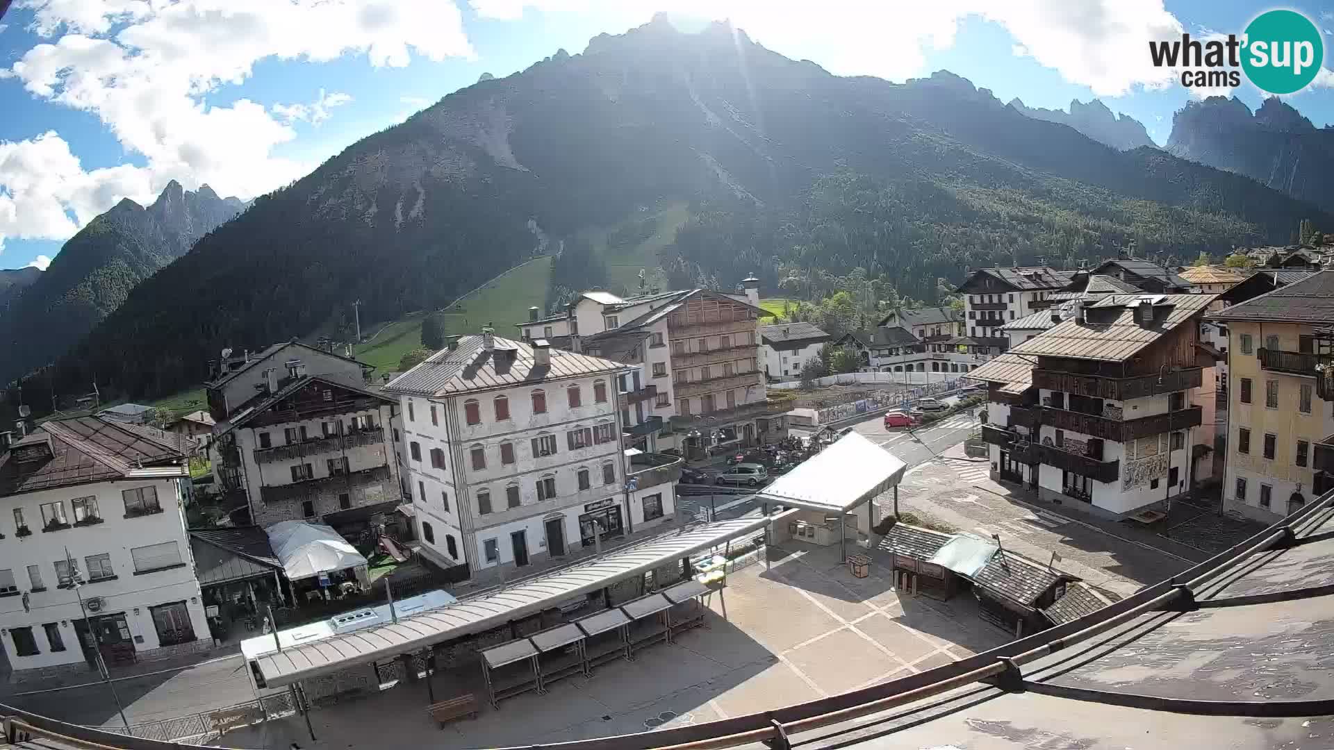 Hauptplatz von Forni di Sopra