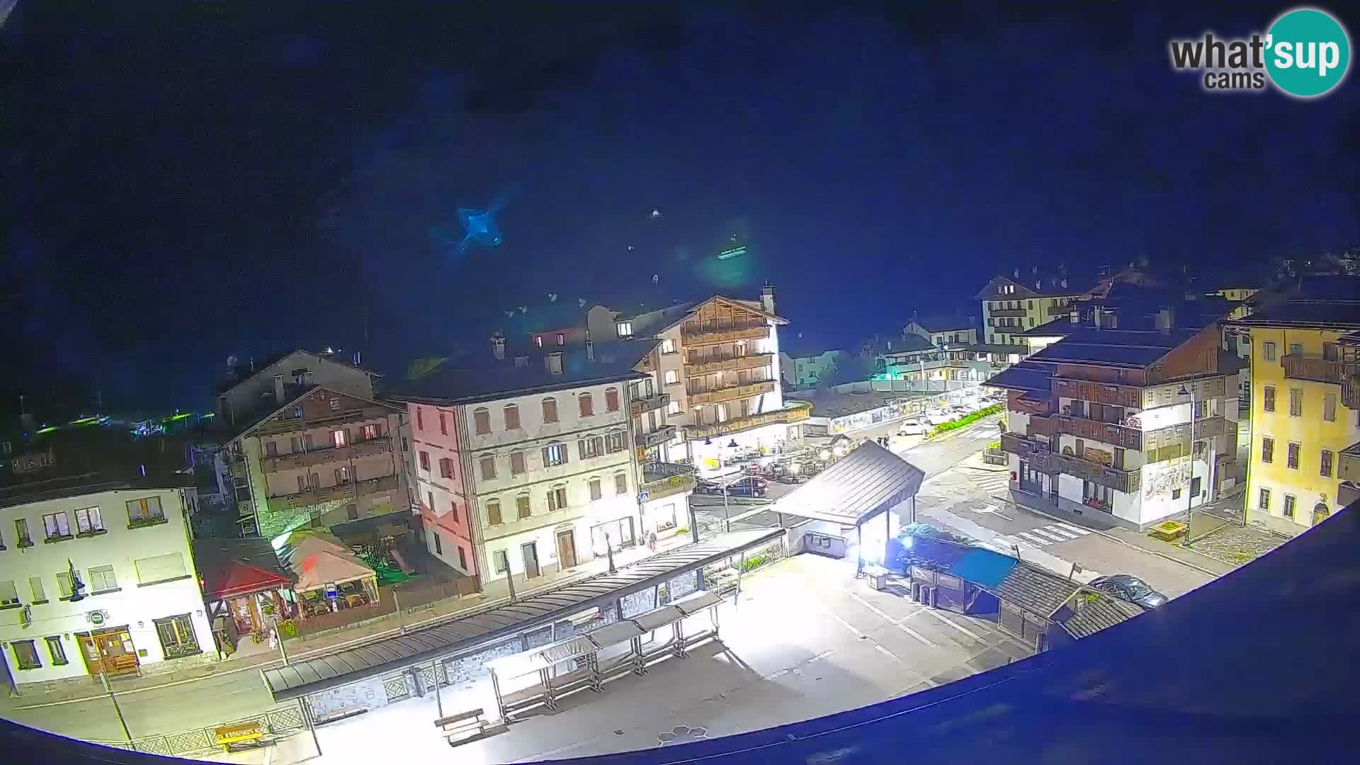 Piazza centrale di Forni di Sopra