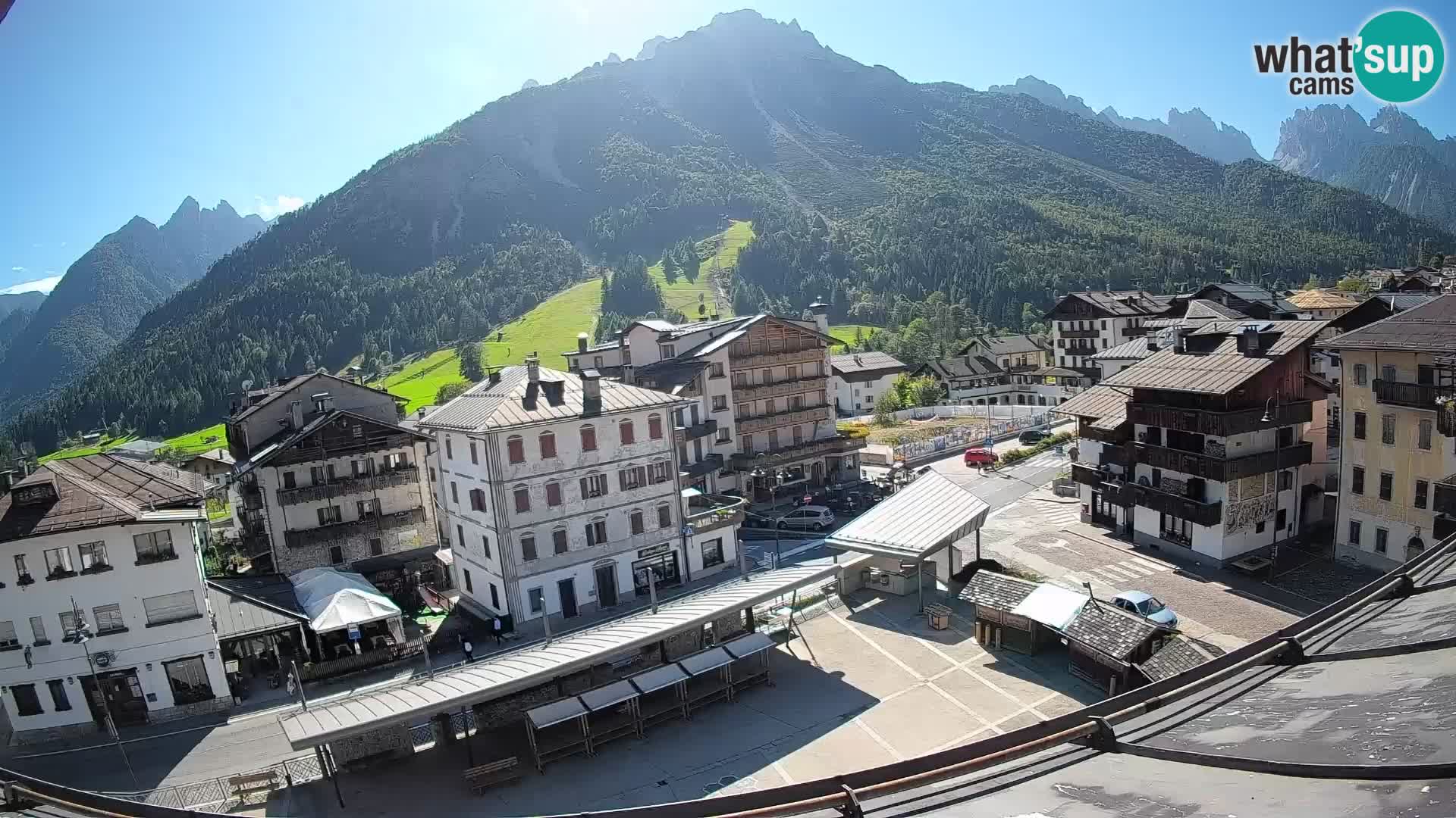 Hauptplatz von Forni di Sopra