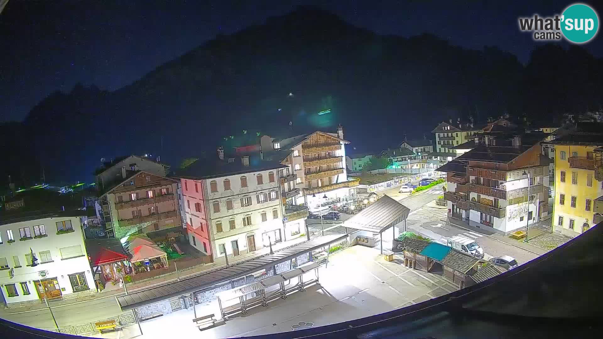 Hauptplatz von Forni di Sopra