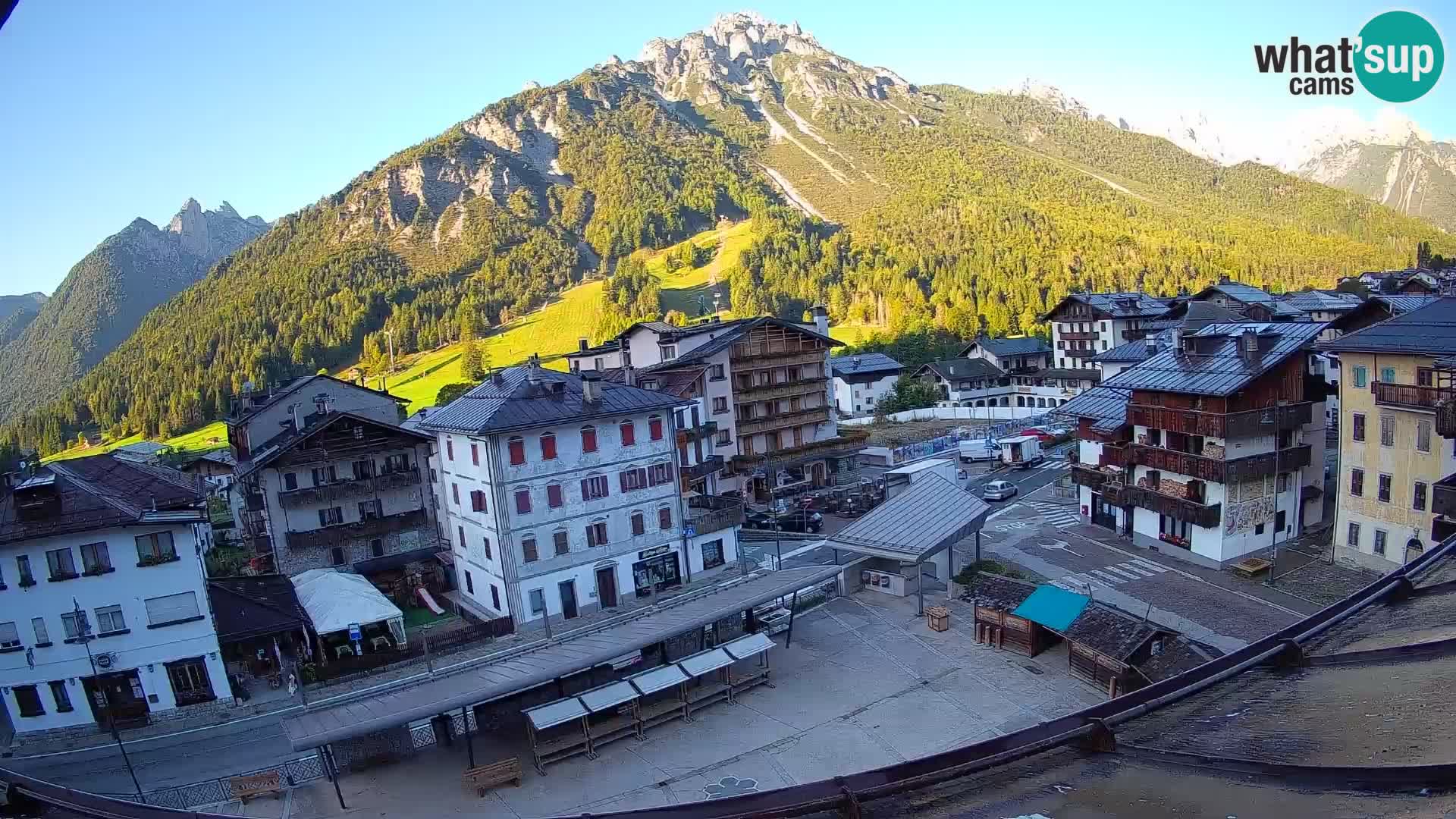 Hauptplatz von Forni di Sopra