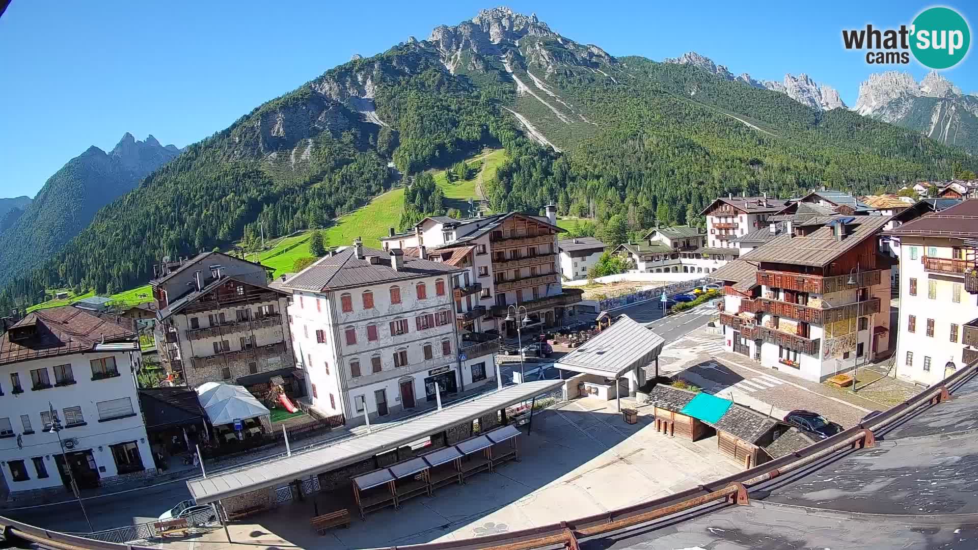 Hauptplatz von Forni di Sopra