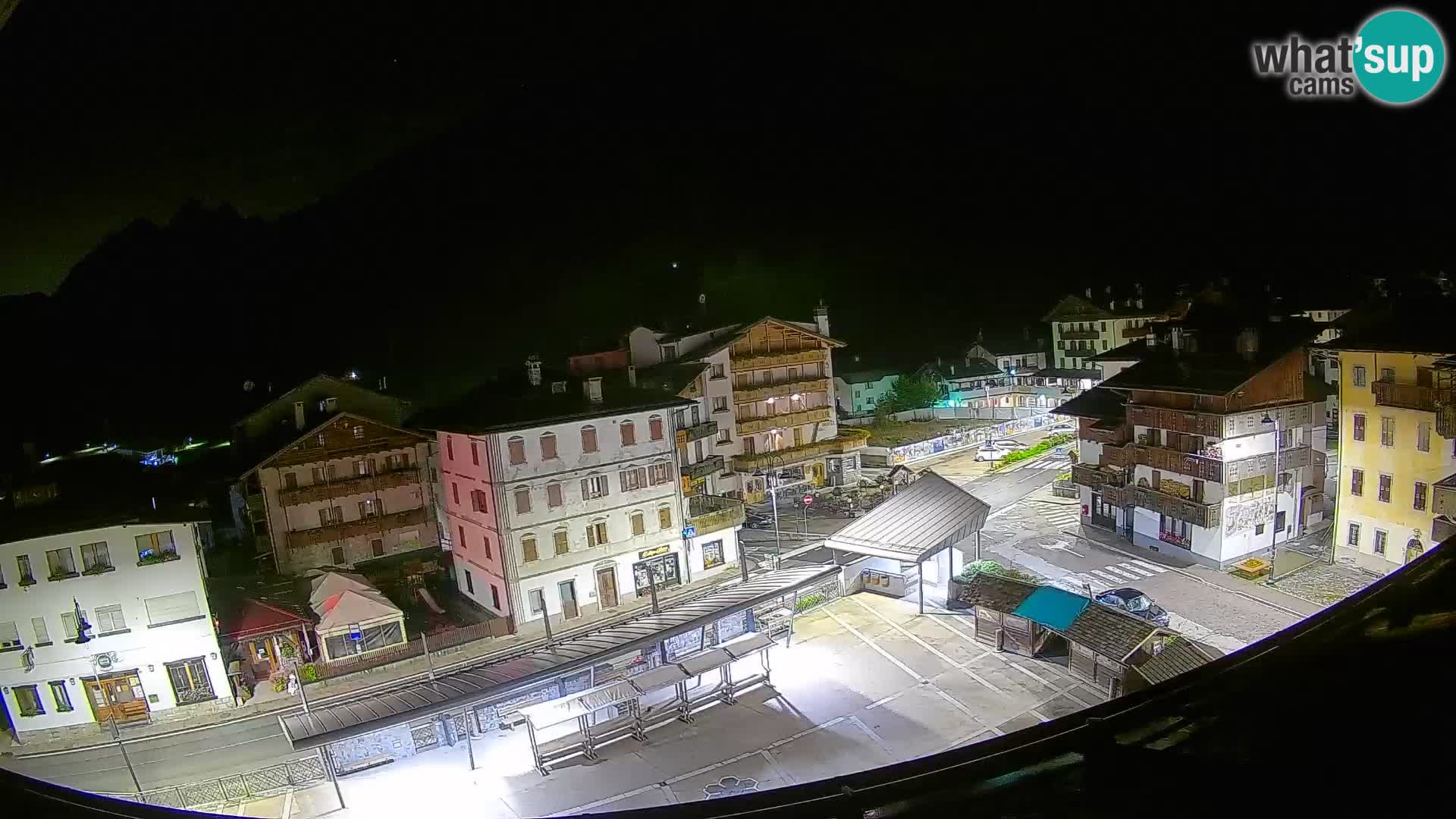 Hauptplatz von Forni di Sopra