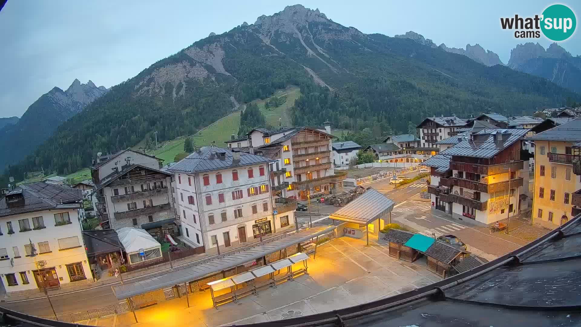 Hauptplatz von Forni di Sopra