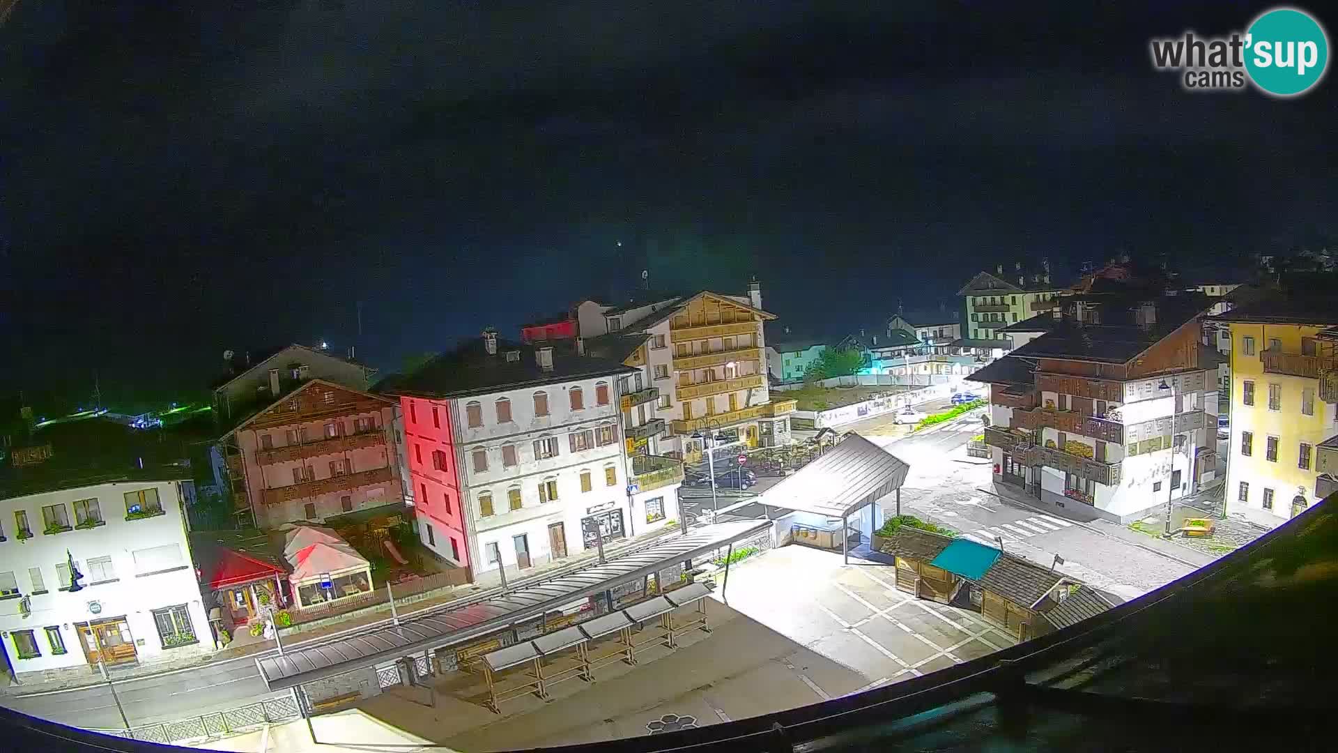 Hauptplatz von Forni di Sopra