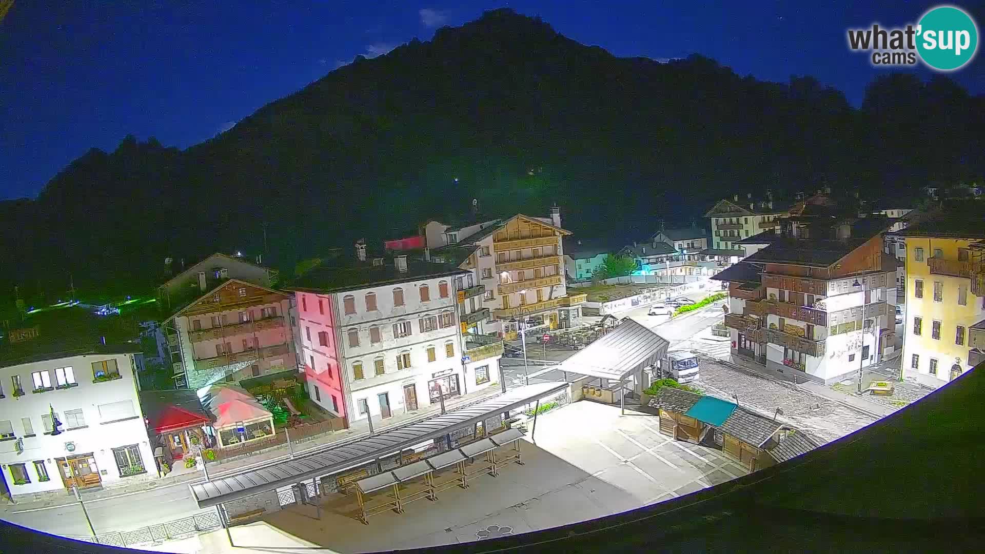 Hauptplatz von Forni di Sopra