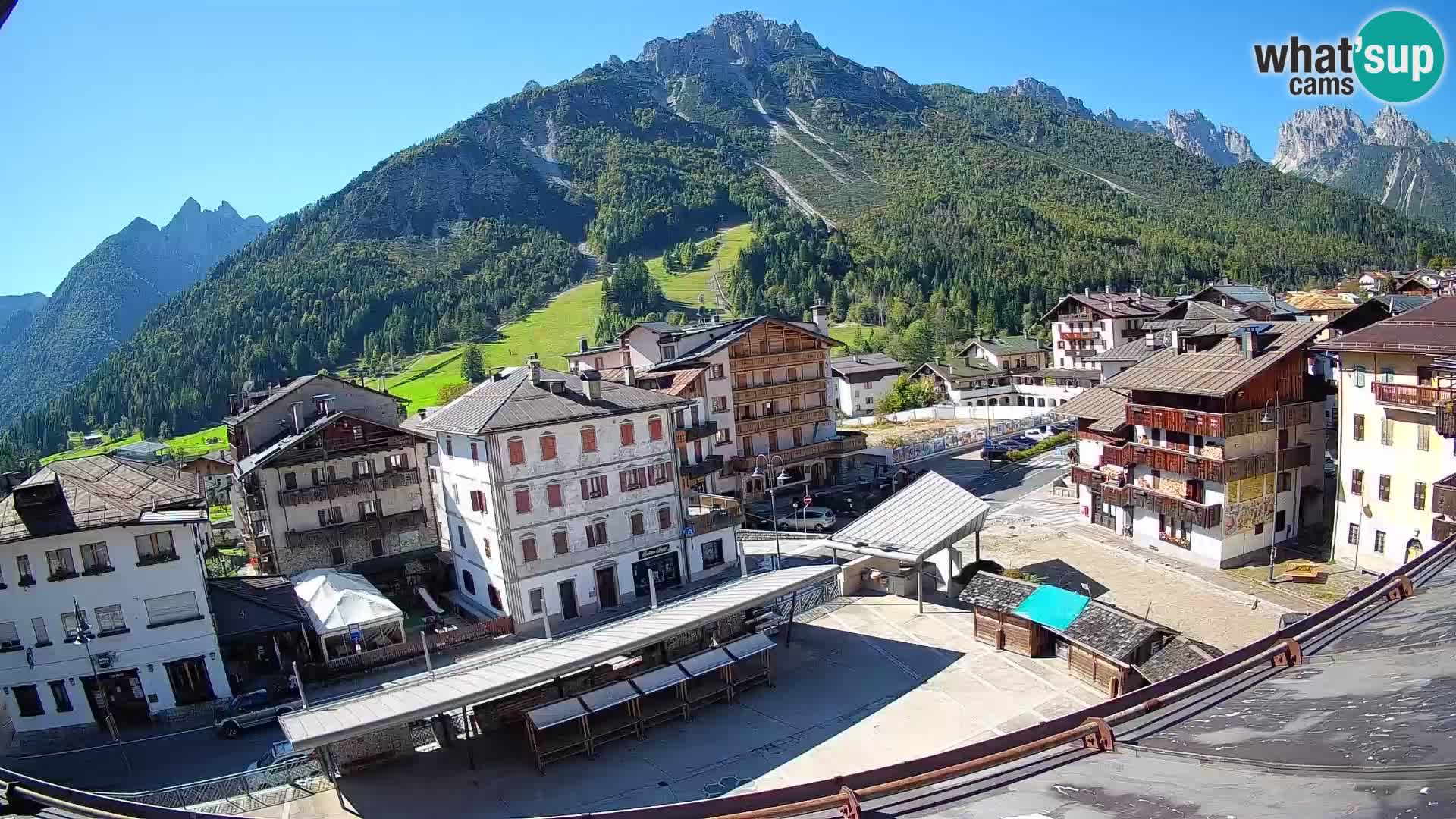 Hauptplatz von Forni di Sopra