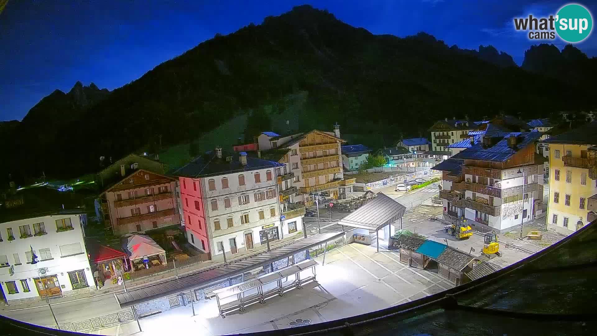 Hauptplatz von Forni di Sopra