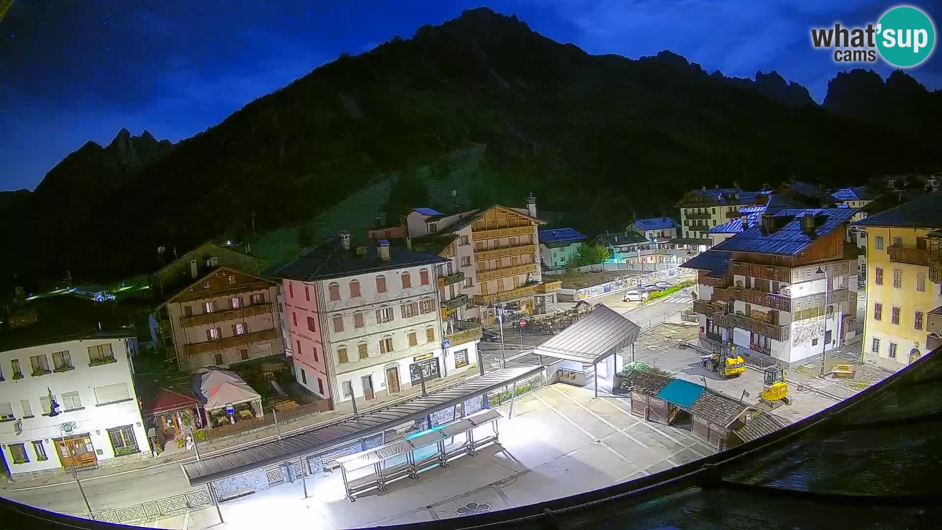 Hauptplatz von Forni di Sopra