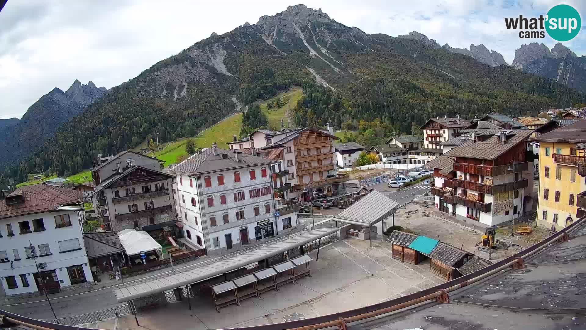 Hauptplatz von Forni di Sopra