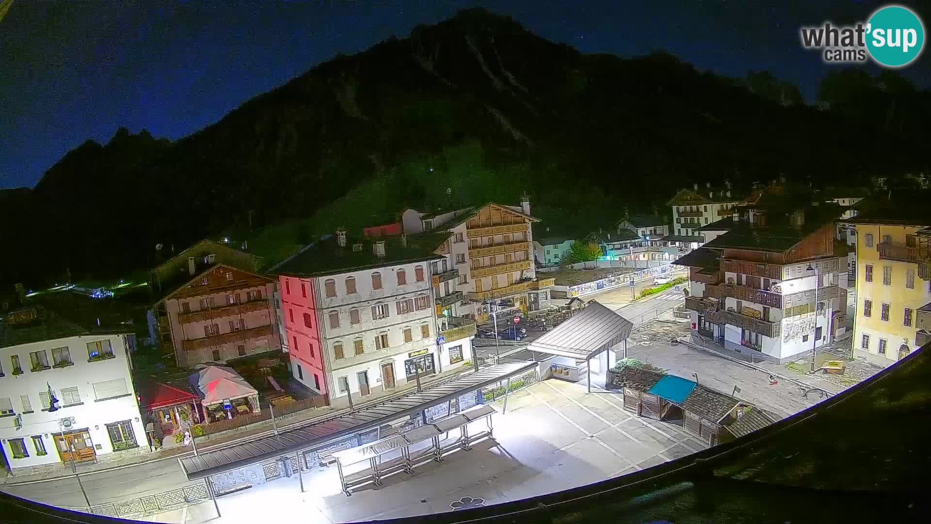Hauptplatz von Forni di Sopra