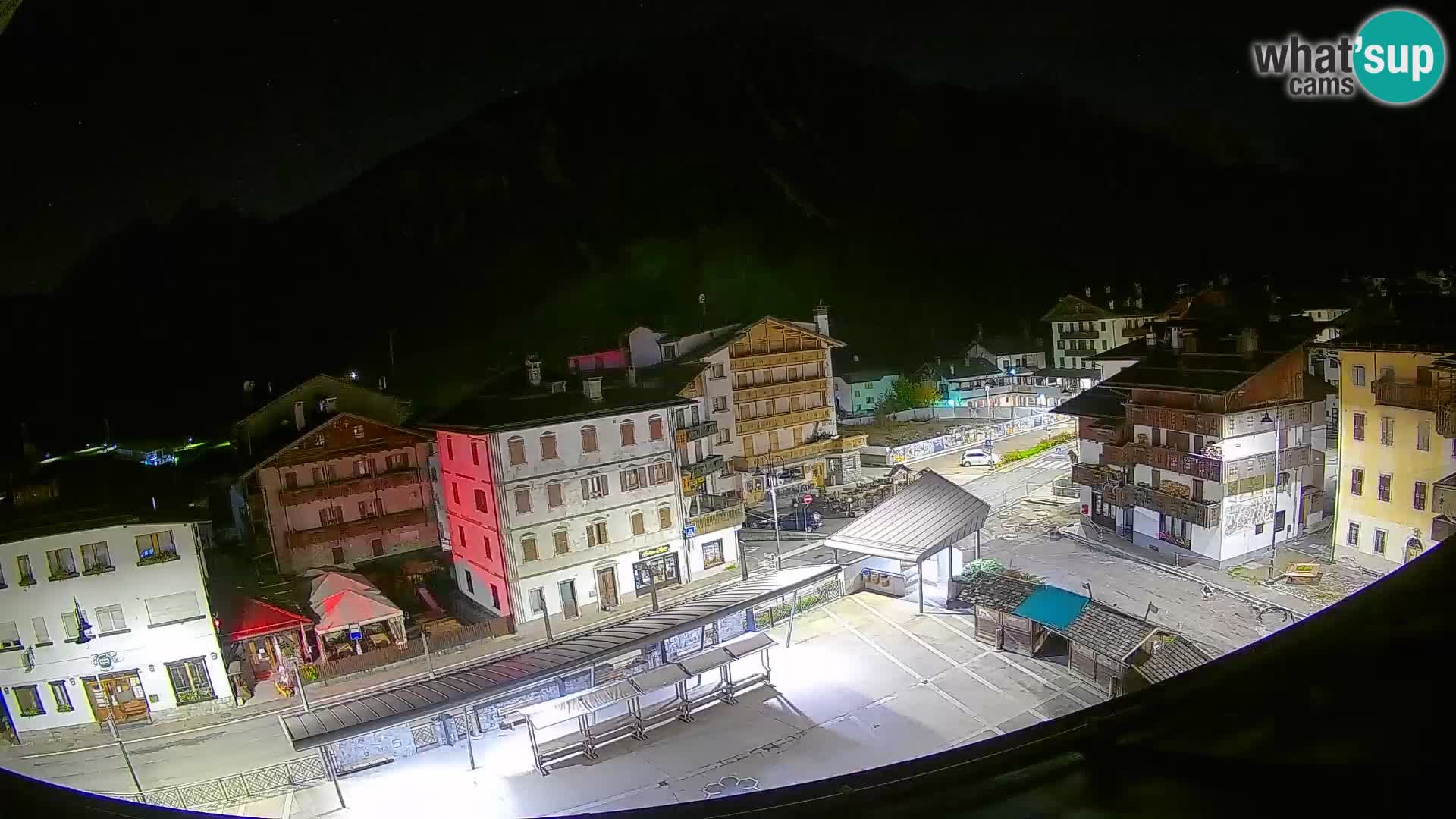 Hauptplatz von Forni di Sopra